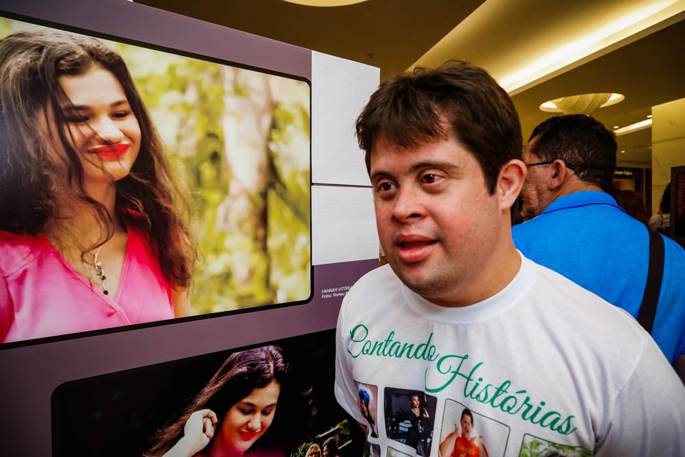 Mostra fotográfica contemplada em edital da Fumbel pode ser vista em shopping 