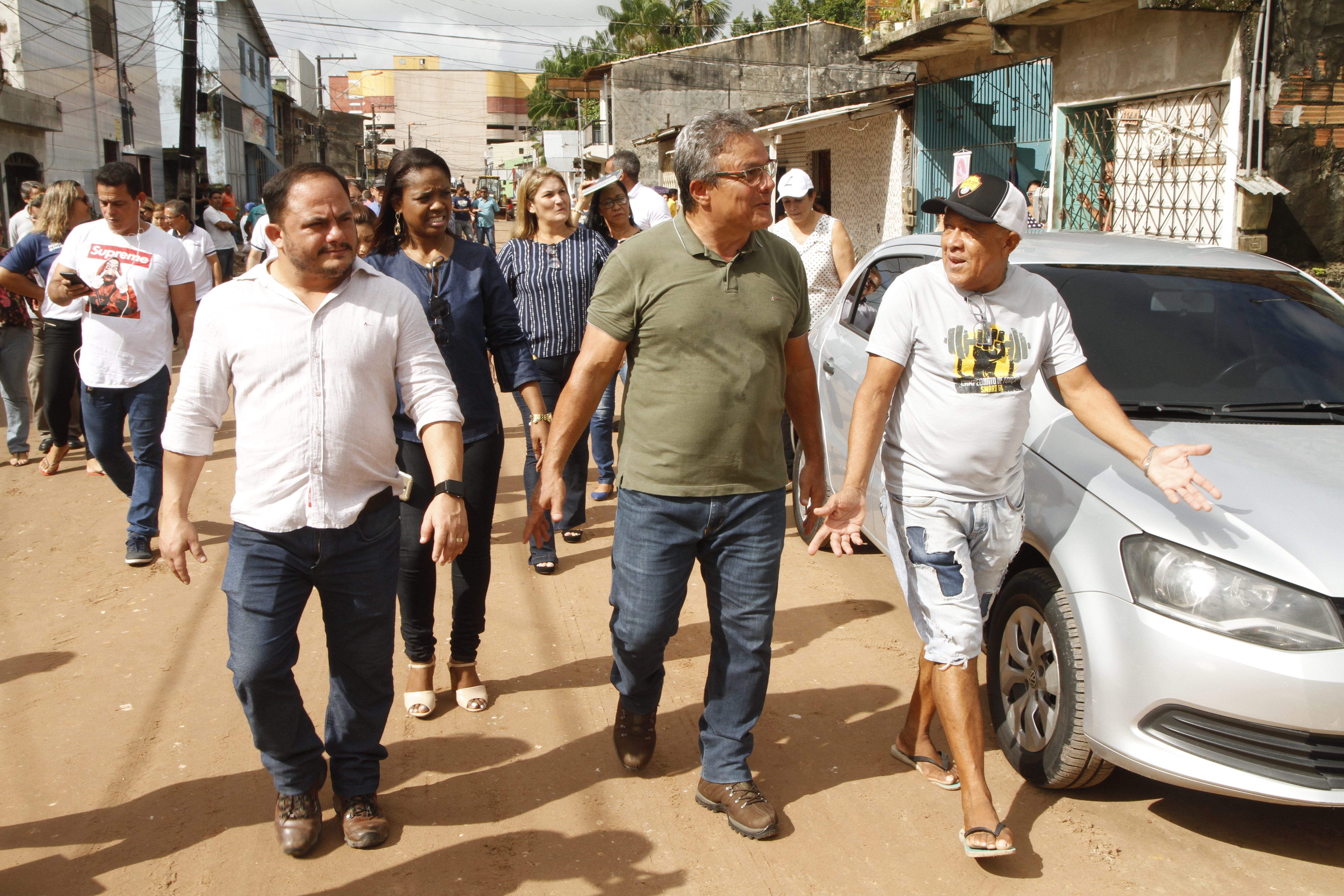 Prefeitura amplia ações de tapa-buracos e avança com obras de drenagem e pavimentação