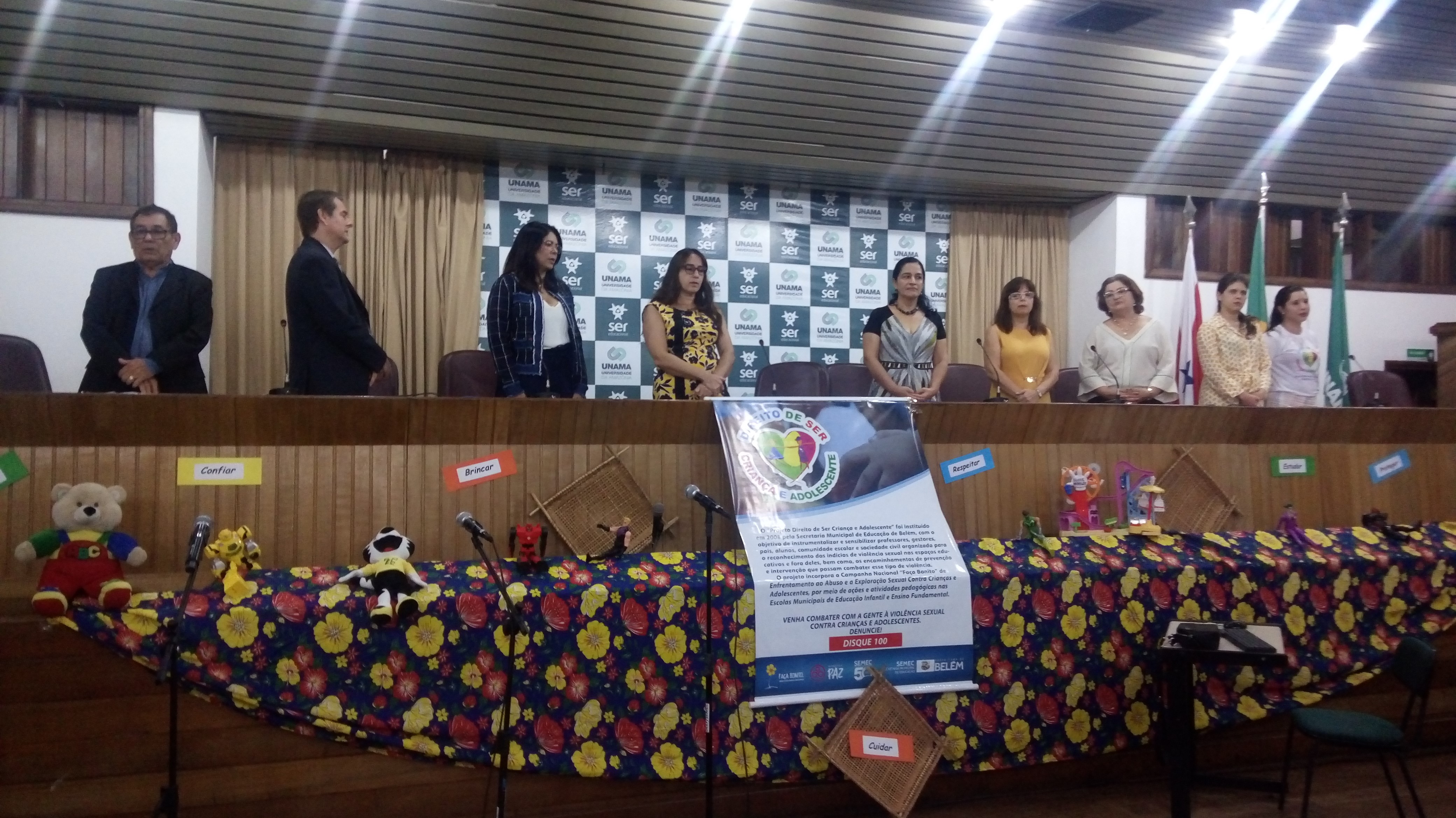 Evento aponta educação como meio de evitar violações dos direitos de menores 