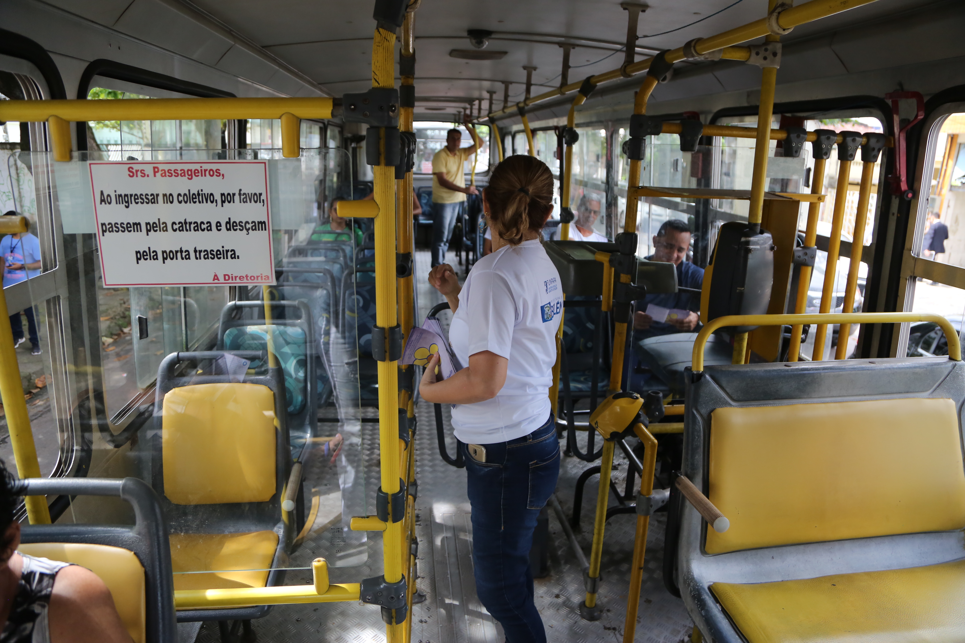 Blitz educativa conscientiza sobre o Combate ao Abuso Sexual Contra  Crianças e Adolescente