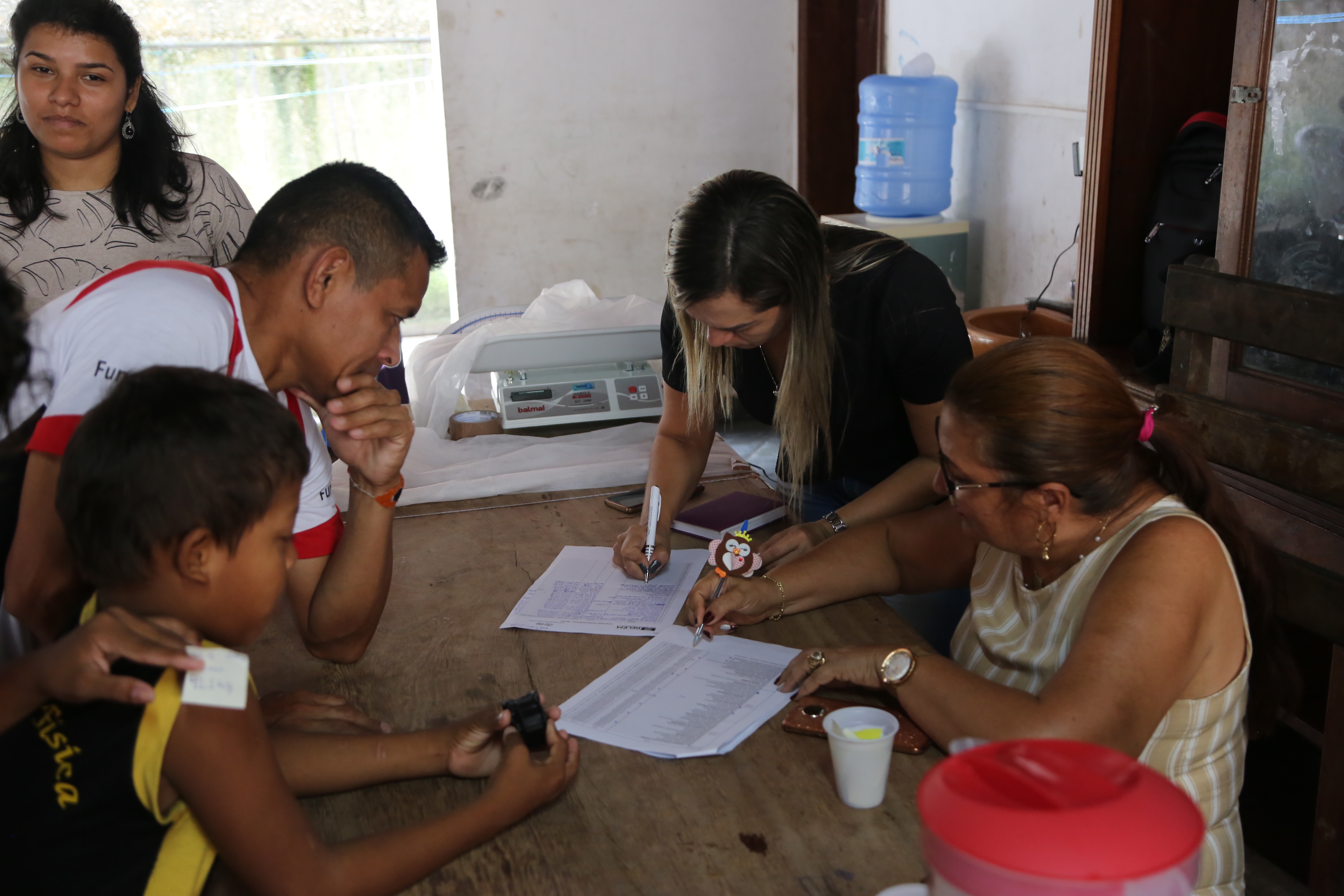 Consultório de Rua leva serviços de saúde bucal e nutricional a venezuelanos