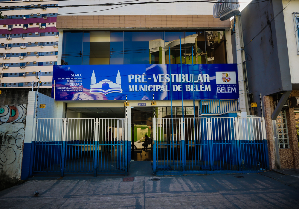 Dia do Vestibulando é lembrado com maratona de preparação ao Enem