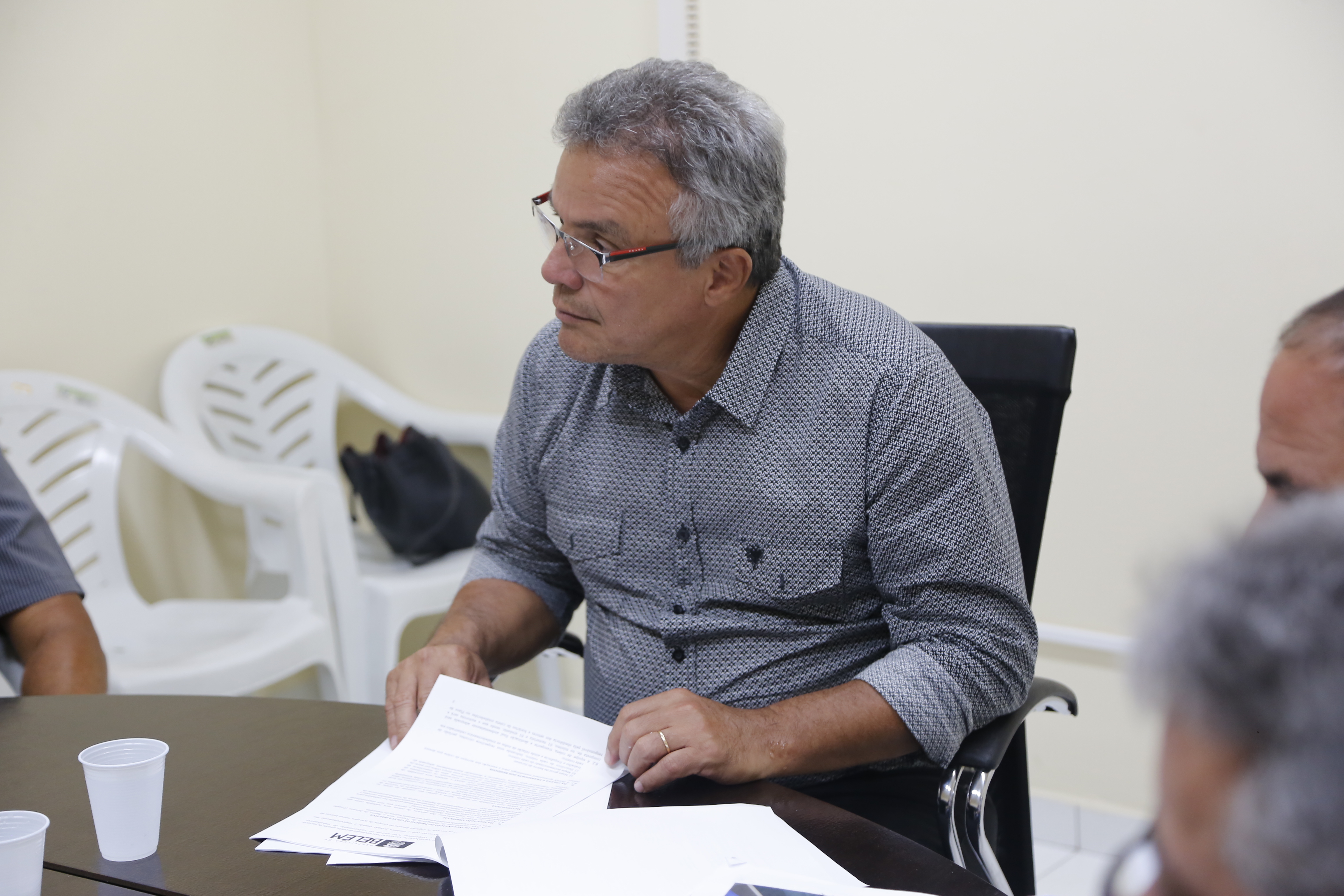 Secretarias municipais apresentam projeto sobre destinação dos resíduos do açaí