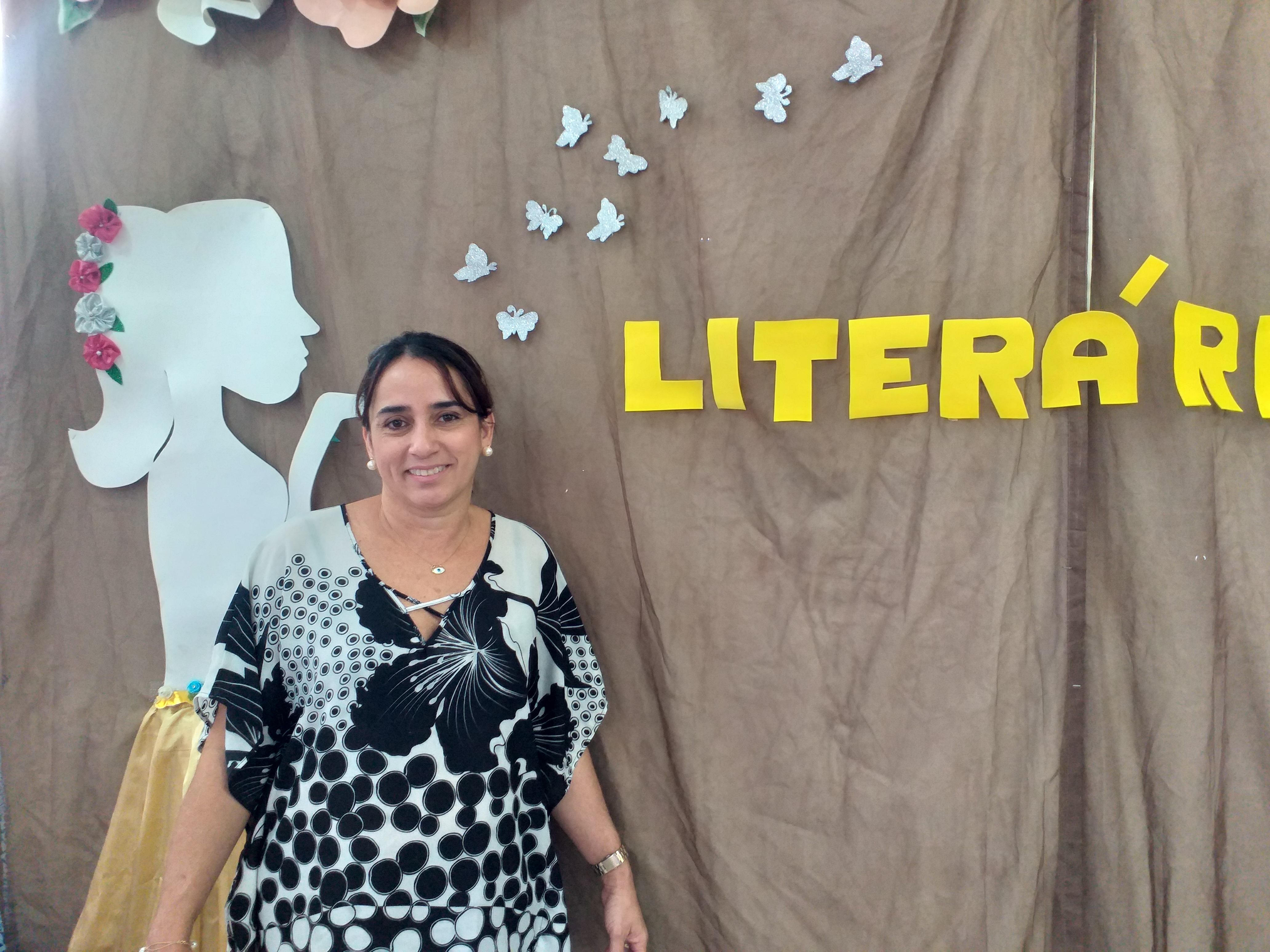 Alunos da escola municipal Maria Madalena Raad participam de evento literário 