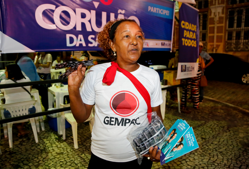 Corujão da Saúde leva serviços à área comercial de Belém