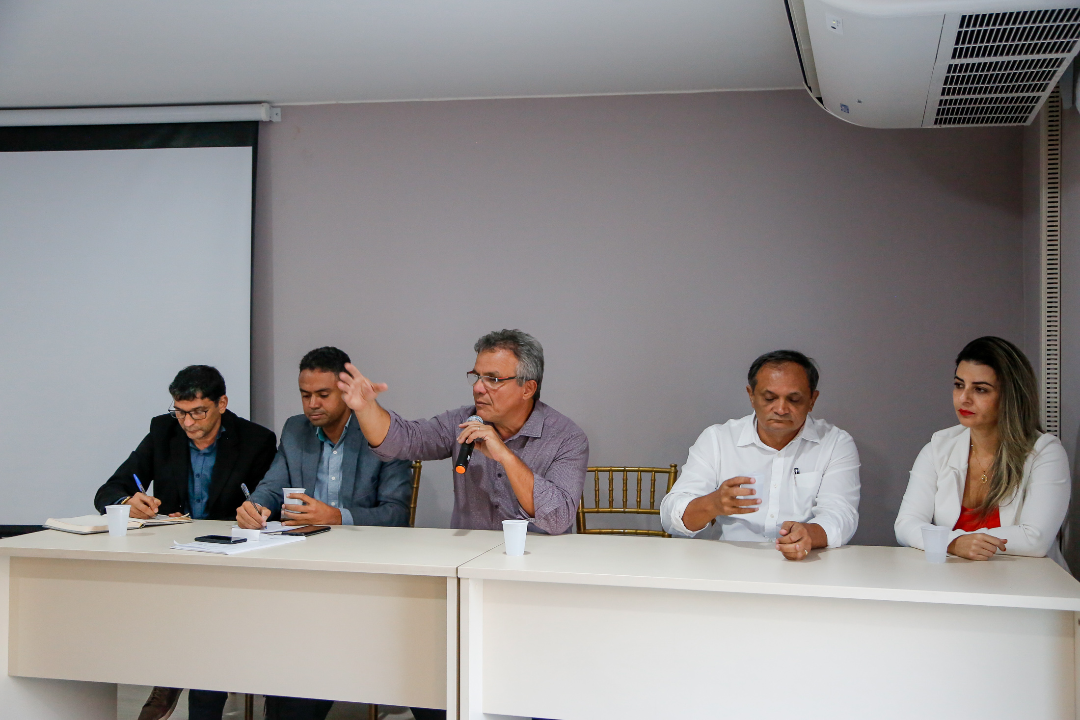 Grupo de trabalho apresenta alternativas para a destinação do lixo da Região Metropolitana
