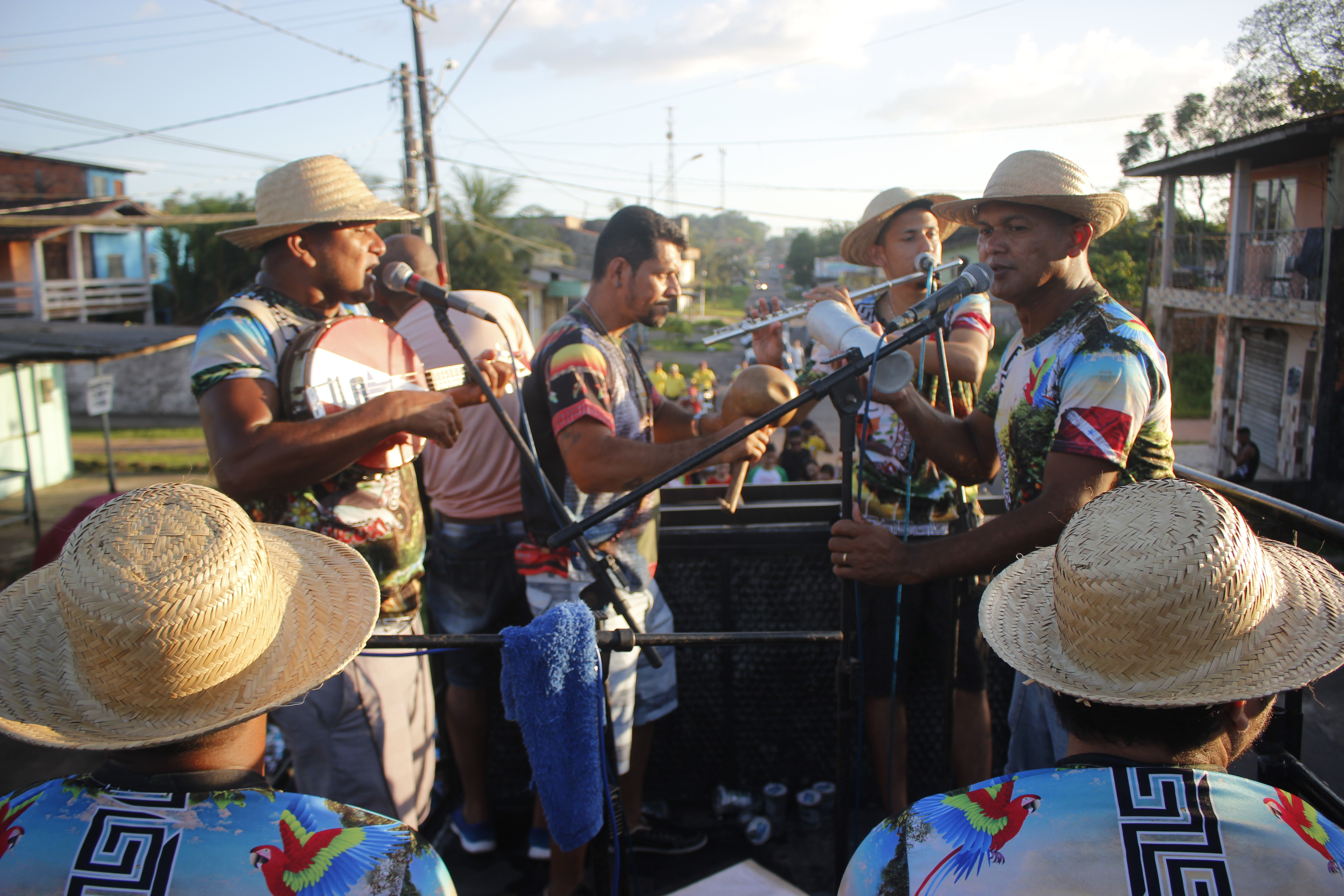 Arrastão cultural encerra programação do Arraiá da Capitá em Outeiro