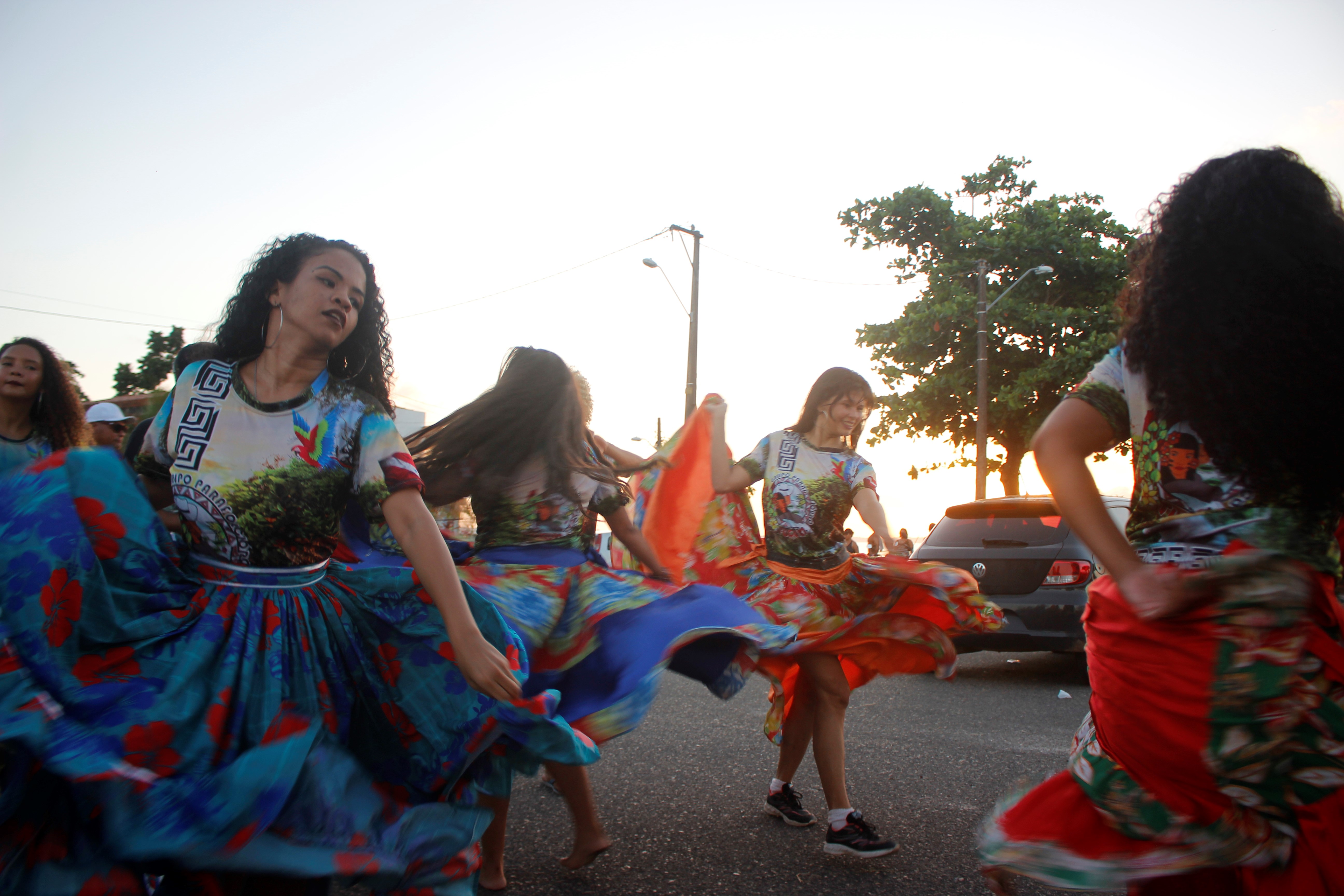 Arrastão cultural encerra programação do Arraiá da Capitá em Outeiro