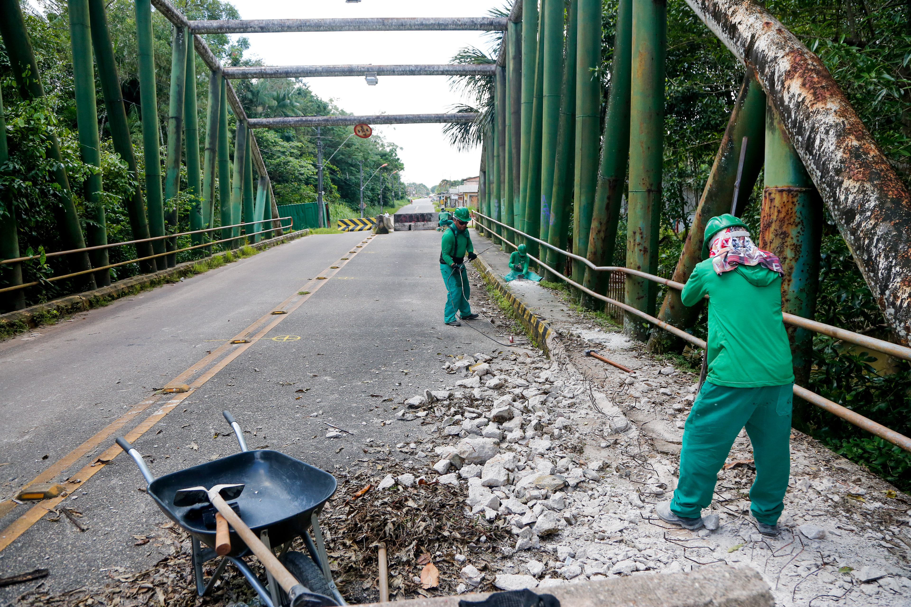 Distrito de Mosqueiro recebe força tarefa de obras, serviços e recuperação de vias  