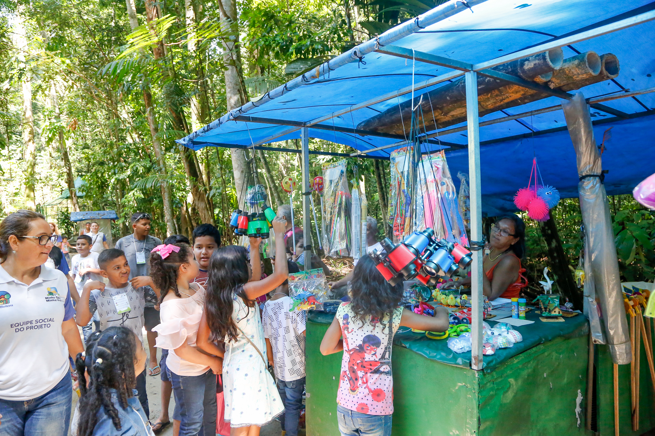 Crianças do residencial Viver Primavera participam de programação especial no Bosque
