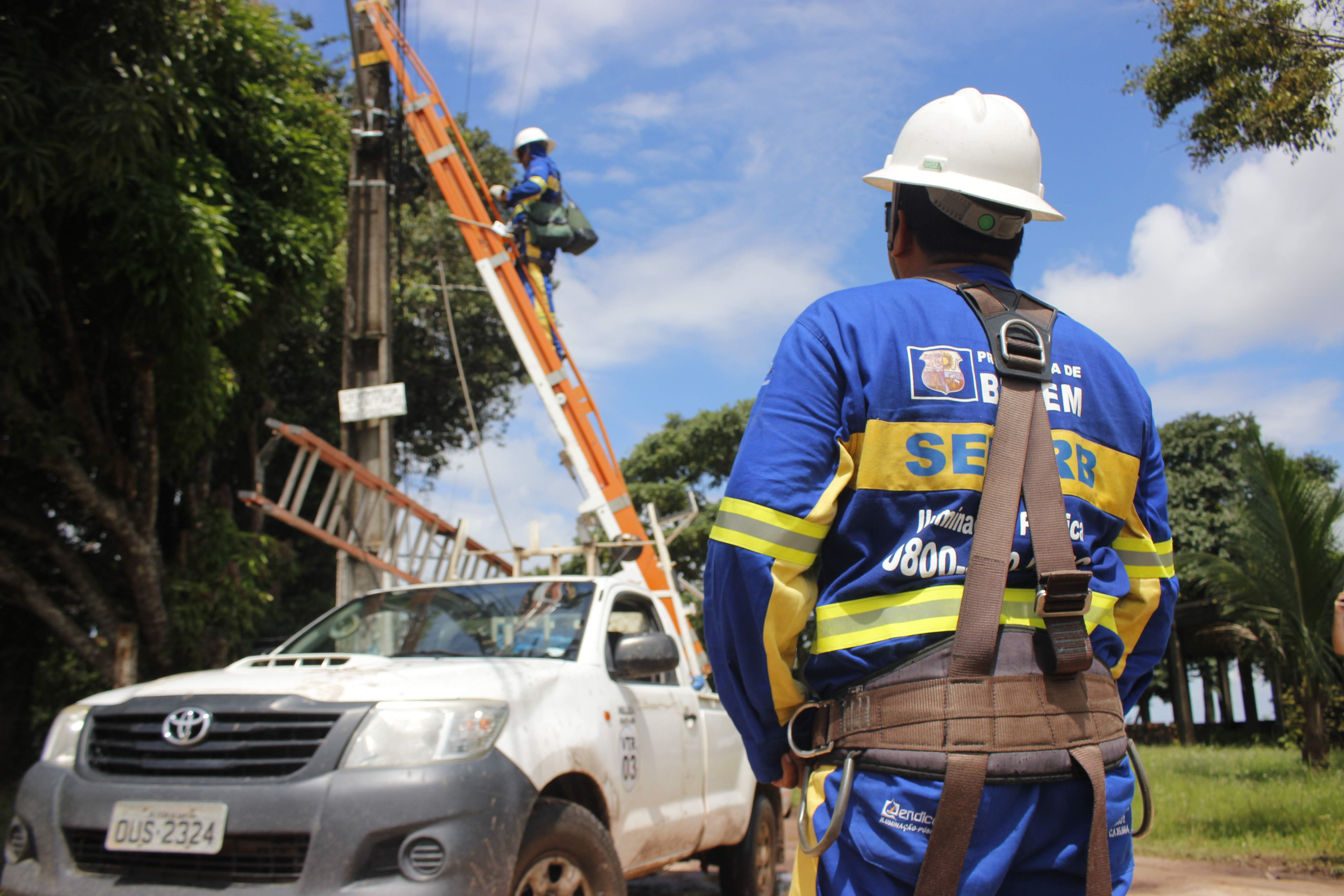 Prefeitura intensifica serviços de limpeza e manutenção em diversos pontos de Outeiro e Cotijuba