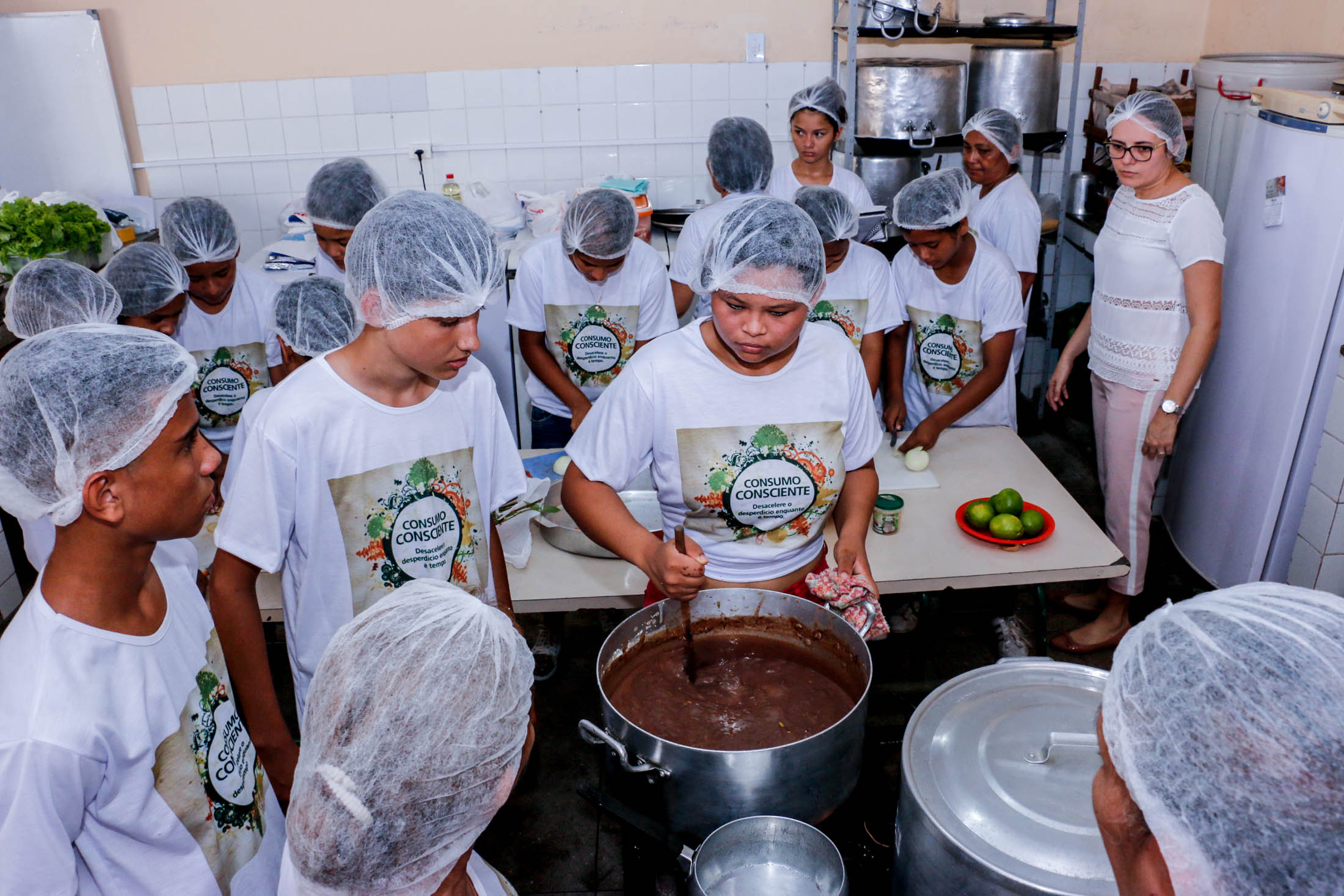 Alimentação balanceada e nutritiva torna a rotina de estudantes mais saudável