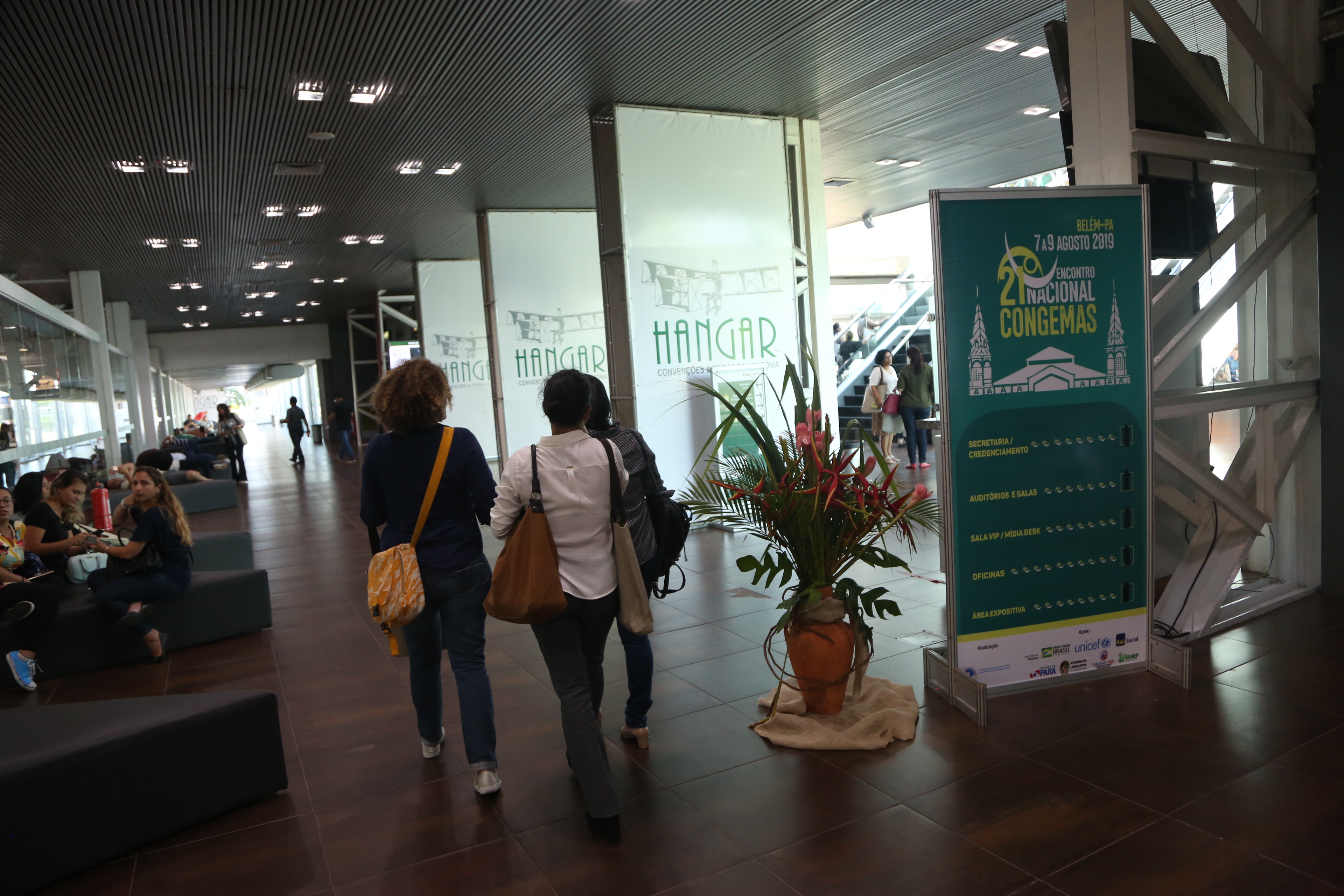 Encontro nacional de gestores e assistentes sociais reúne servidores da Funpapa