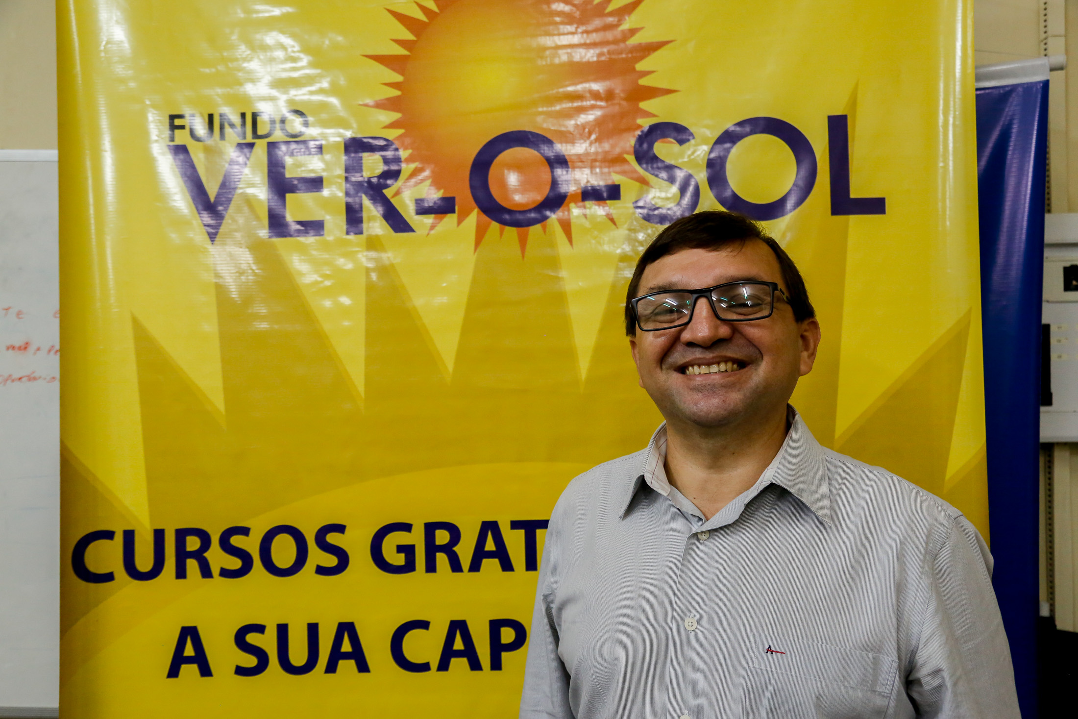 Fundo Ver-o-Sol promove capacitação em atendimento de farmácia 