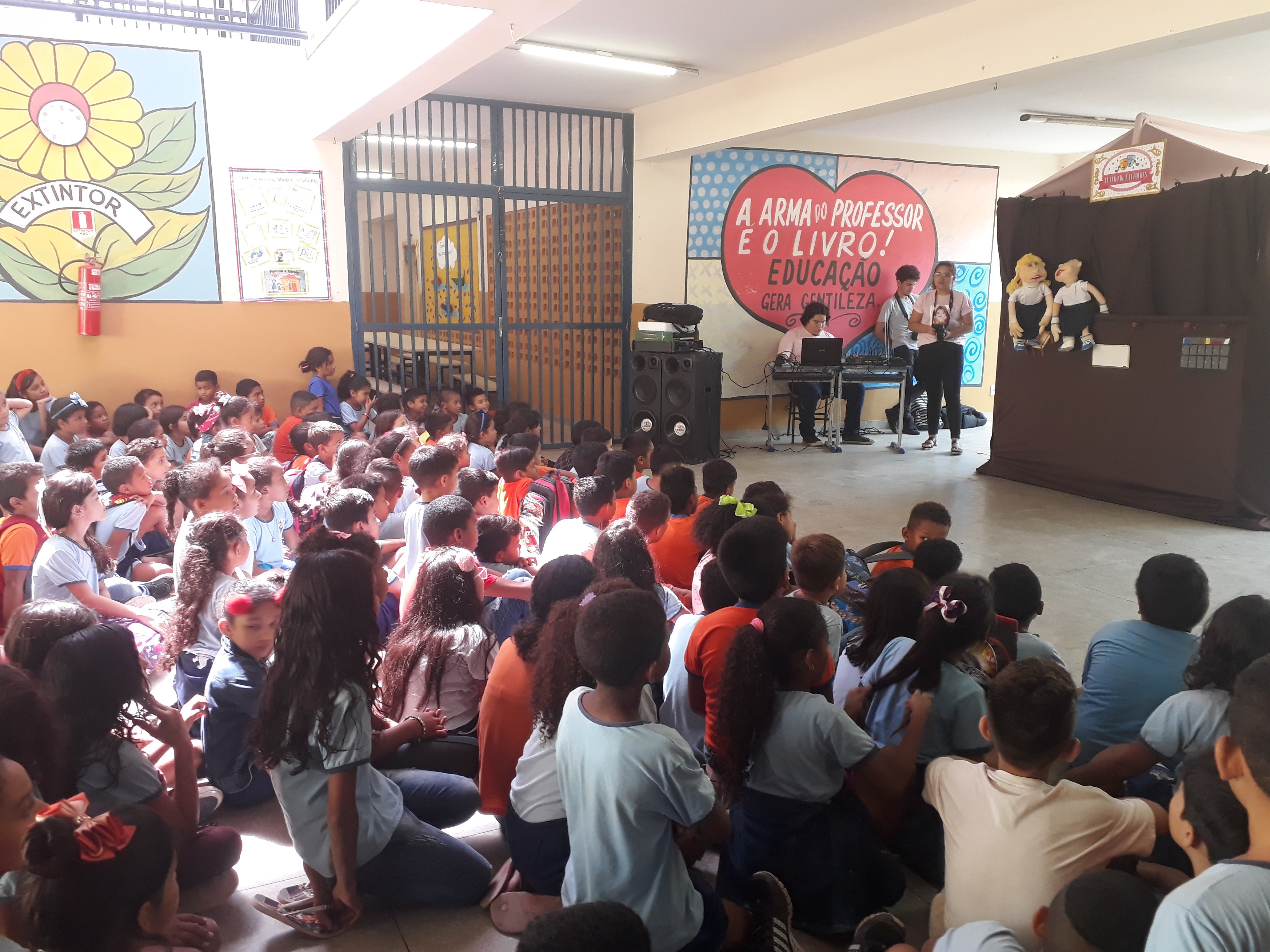 Projeto conscientiza alunos de escolas municipais sobre bullying