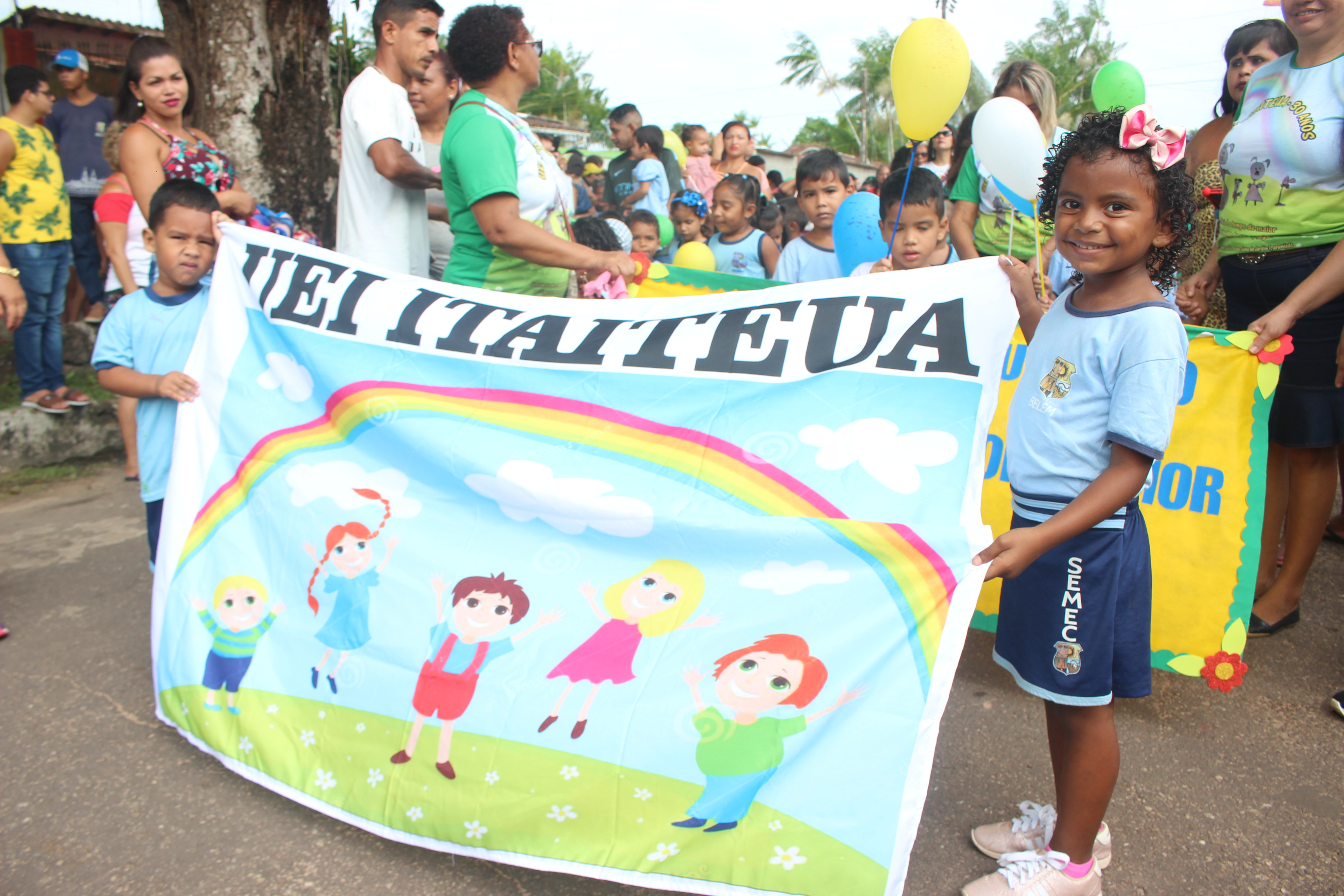 Momentos de emoção e criatividade marcam Desfile Cívico Escolar em Outeiro