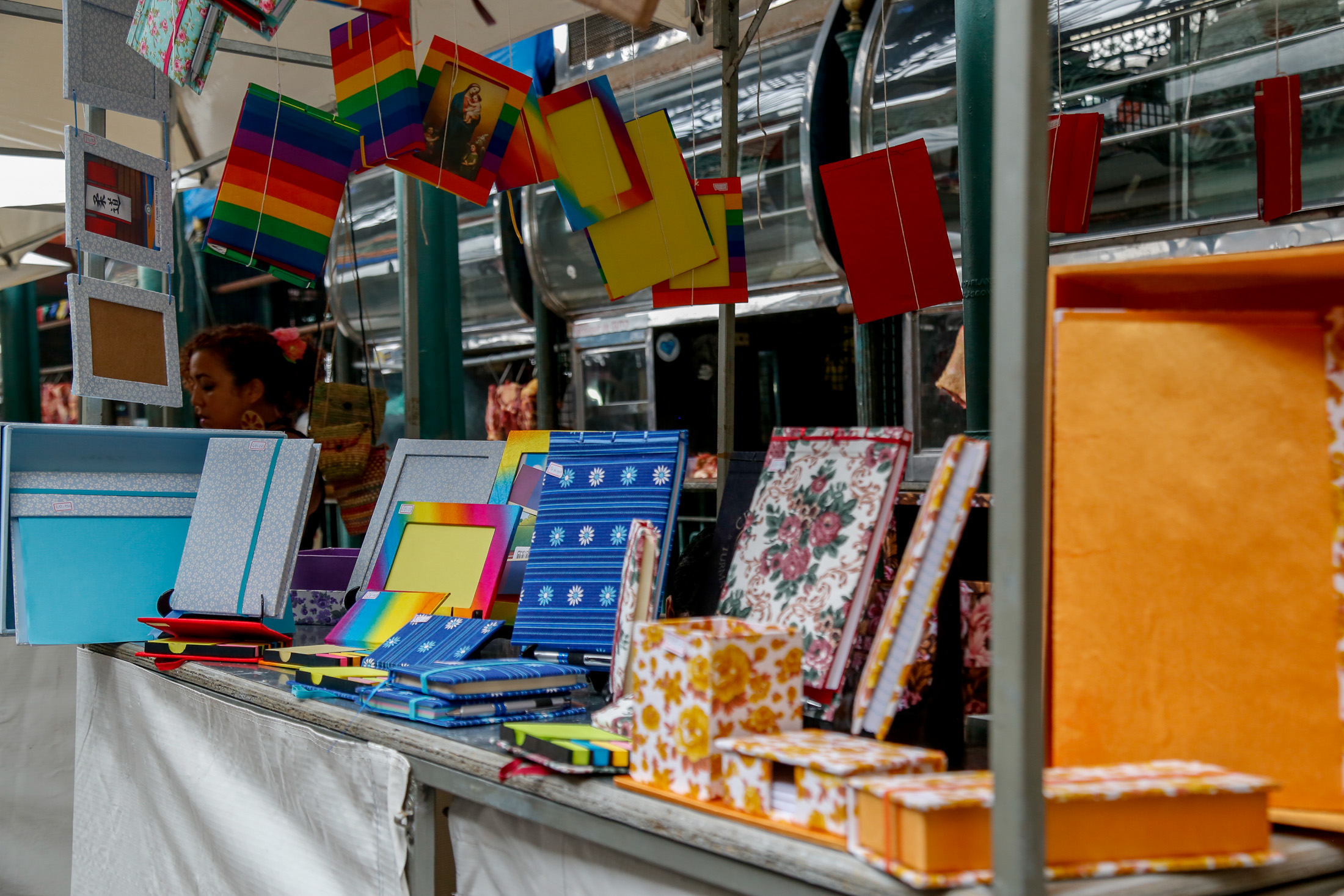 Prefeitura promove mais uma edição da feira Ver-a-Arte