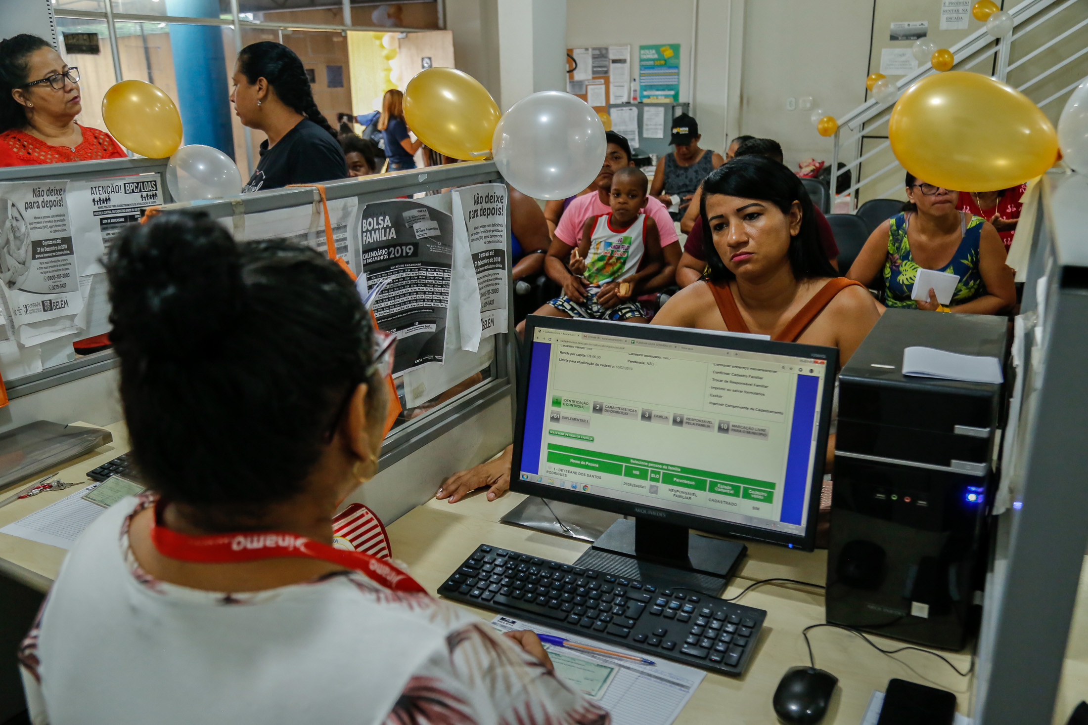 Prefeitura continua com assistência às famílias atingidas por incêndio na Pedreira 