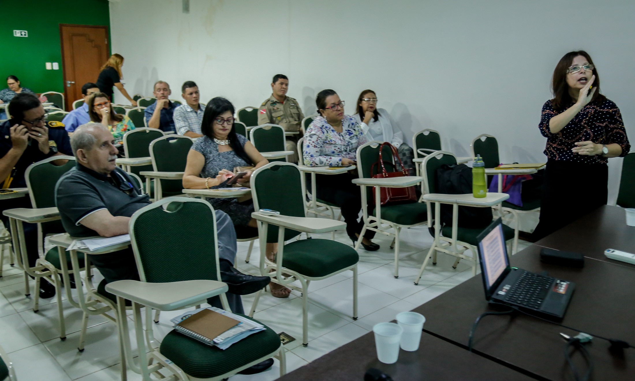 Órgãos públicos discutem dados e estratégias para reduzir acidentes no trânsito