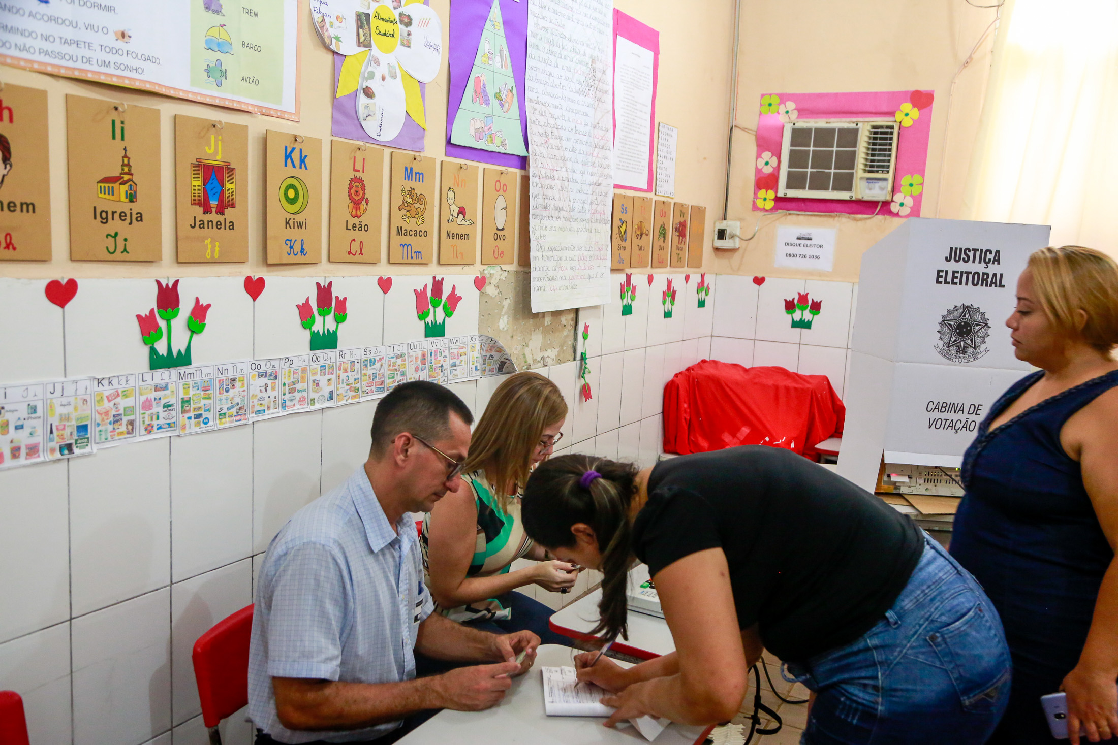 Eleição para conselheiros tutelares de Belém leva mais de 74 mil pessoas às urnas
