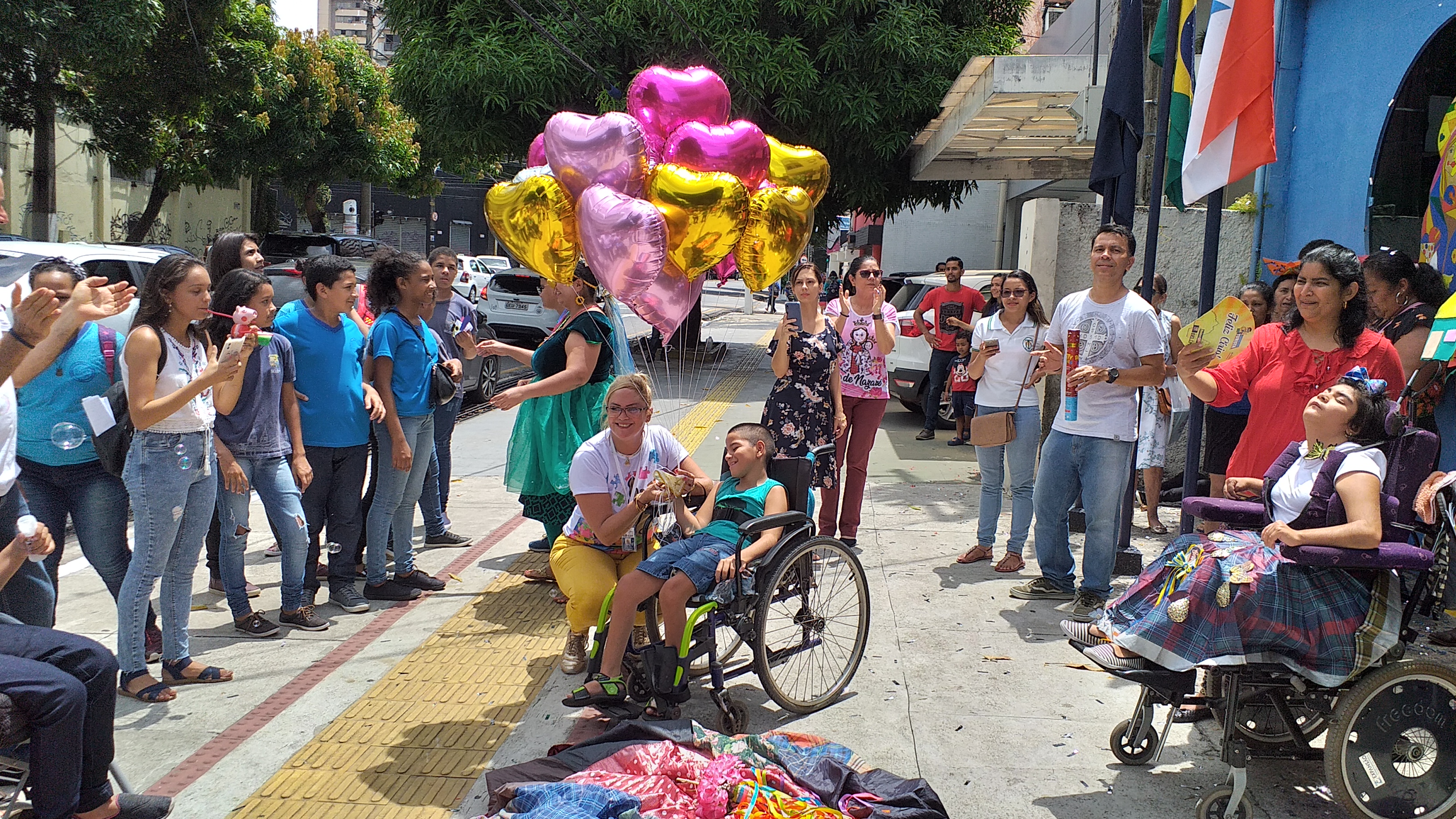 Crie promove VI Auto do Círio com alunos da rede municipal