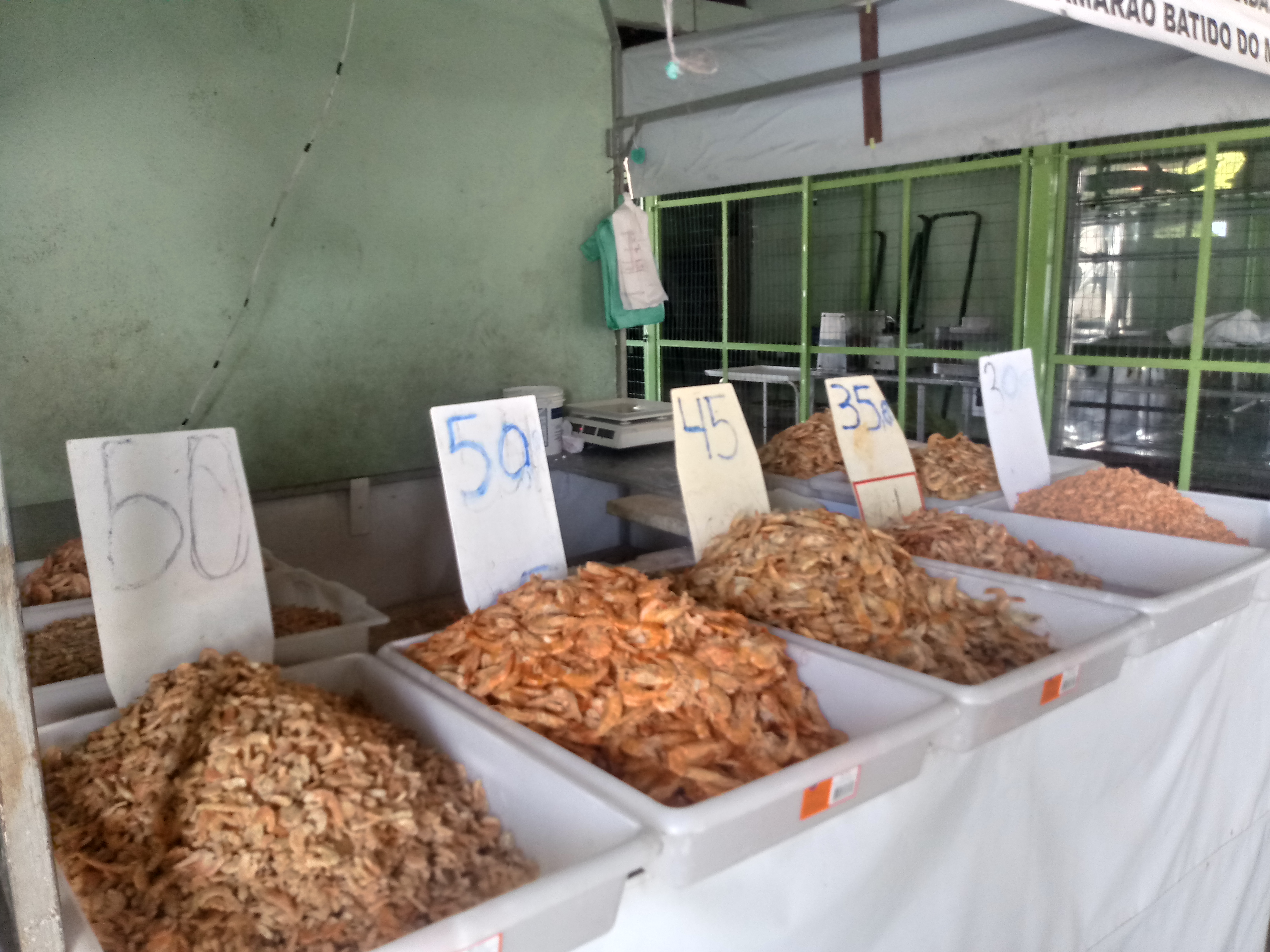 Mercado da Sacramenta comercializa iguarias do Círio direto do produtor