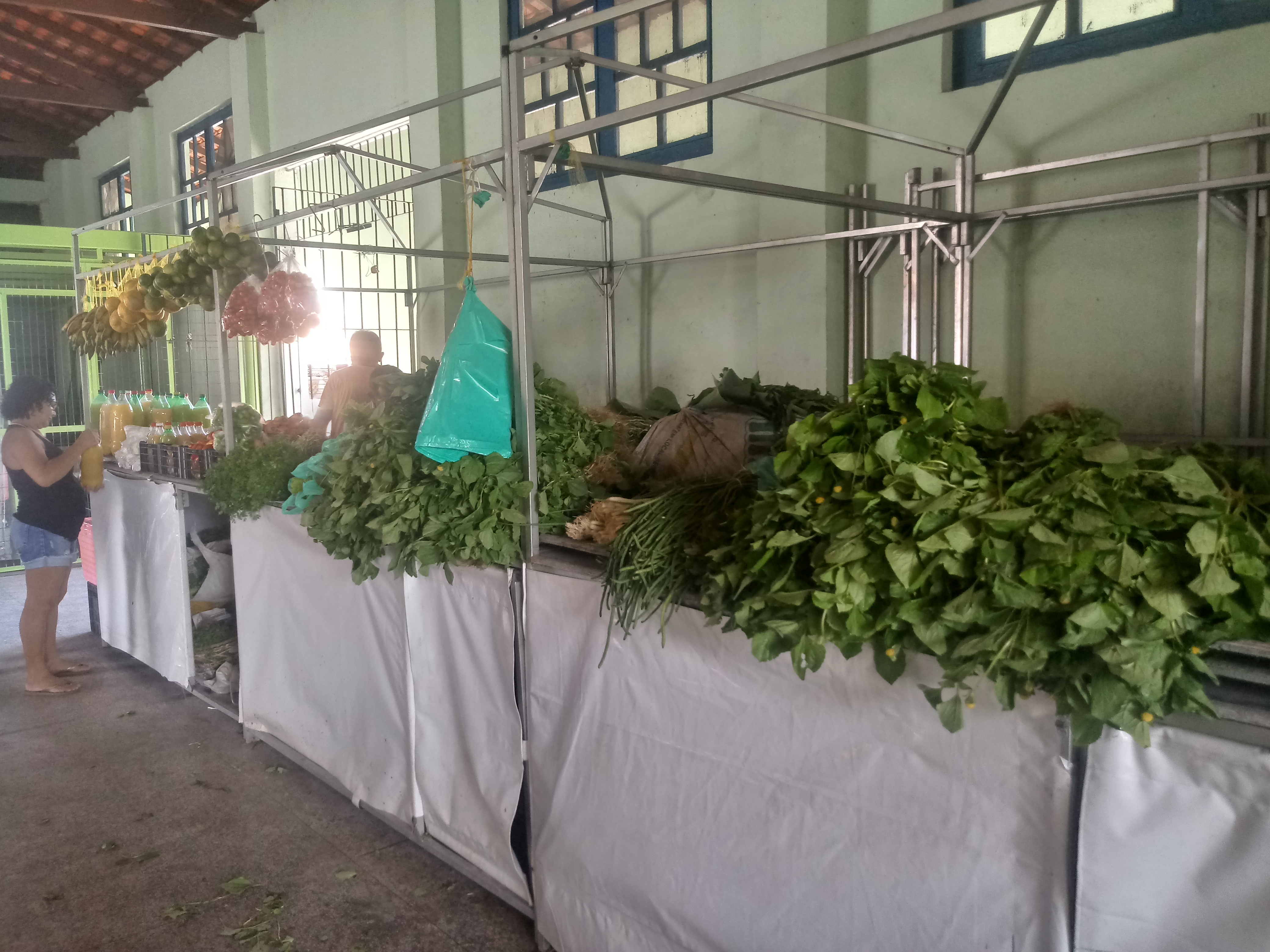 Mercado da Sacramenta comercializa iguarias do Círio direto do produtor
