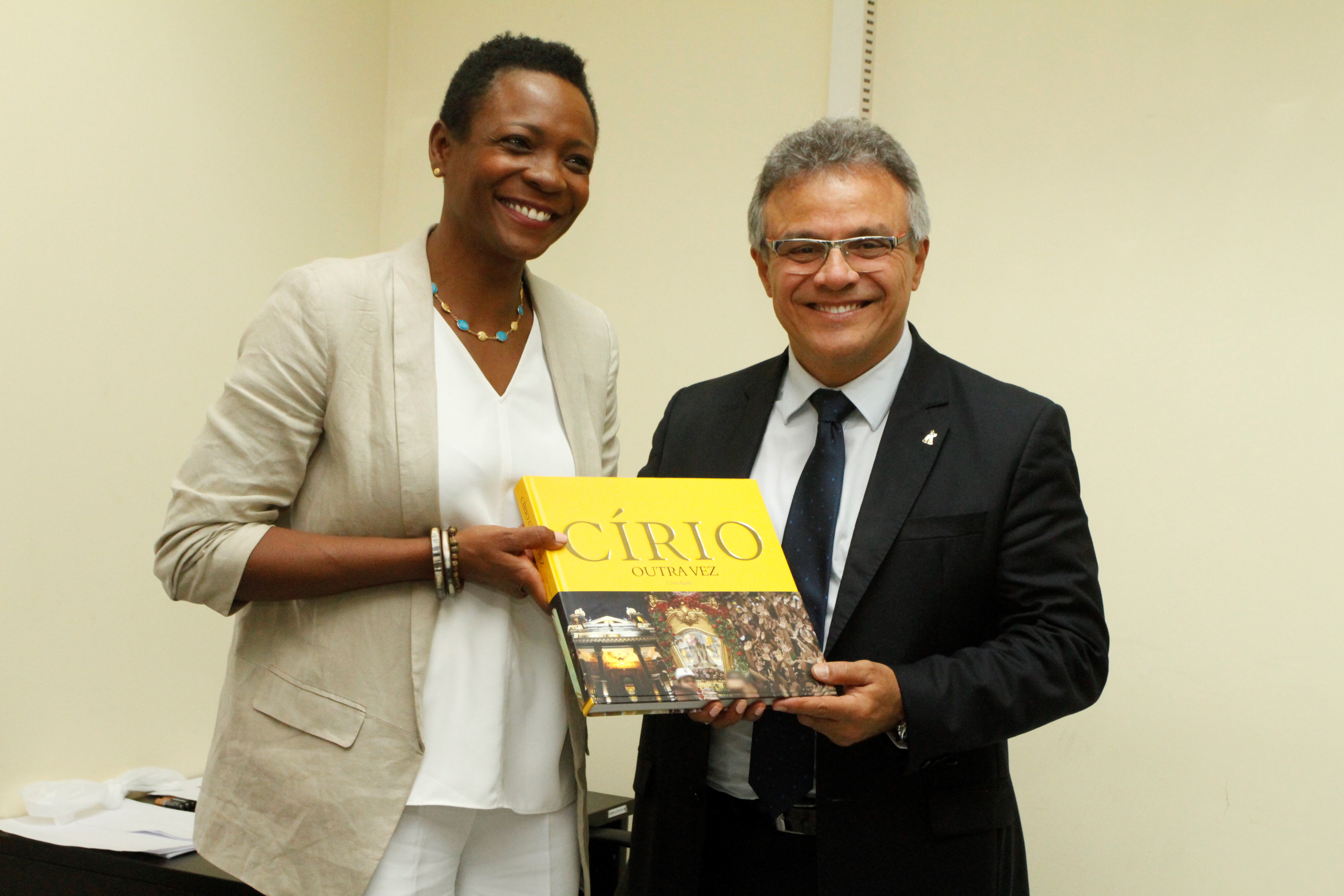 Prefeitura Municipal de Belém recebe embaixadora de Barbados