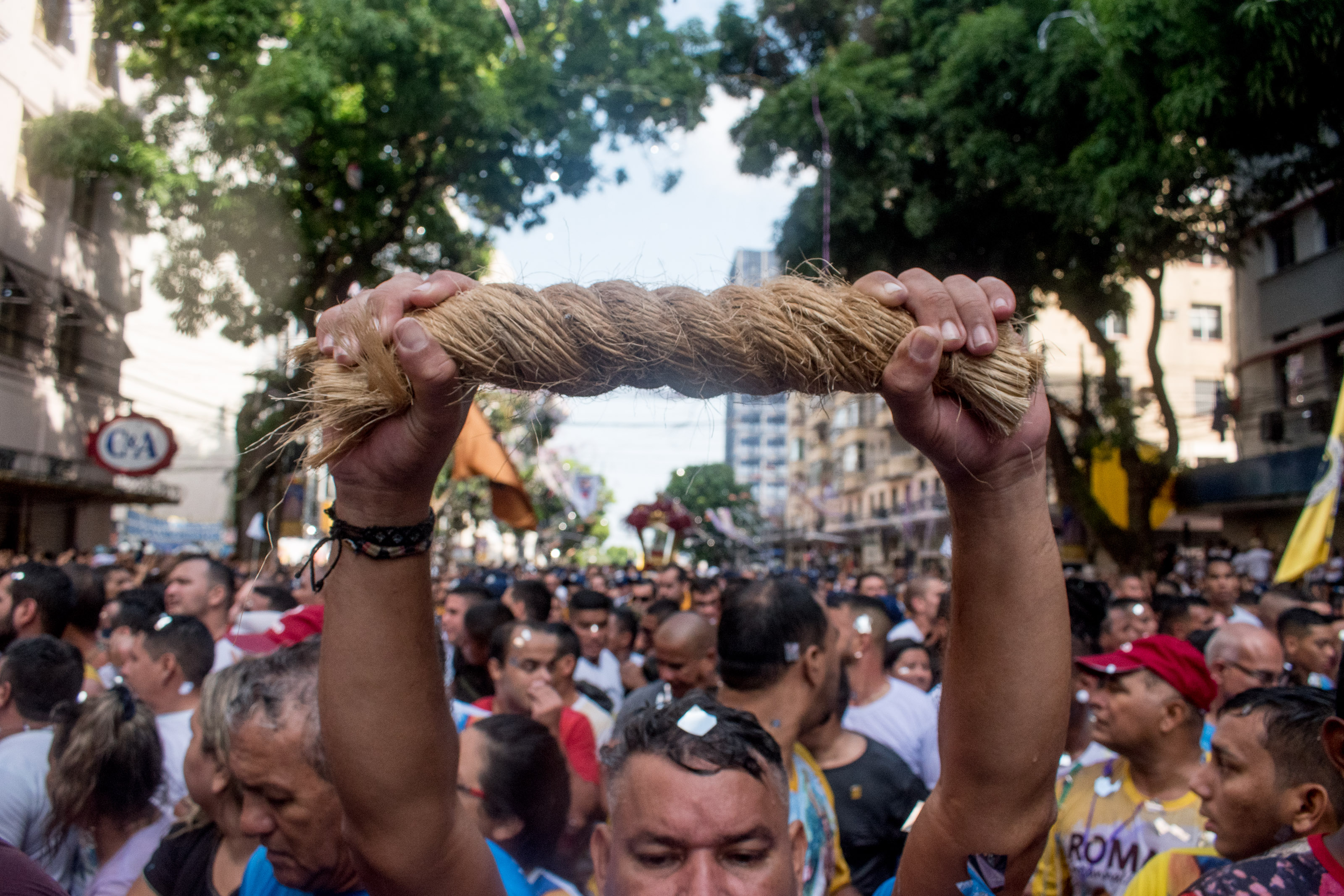 Cerca de 2 milhões de pessoas celebraram o Círio de Nazaré neste domingo