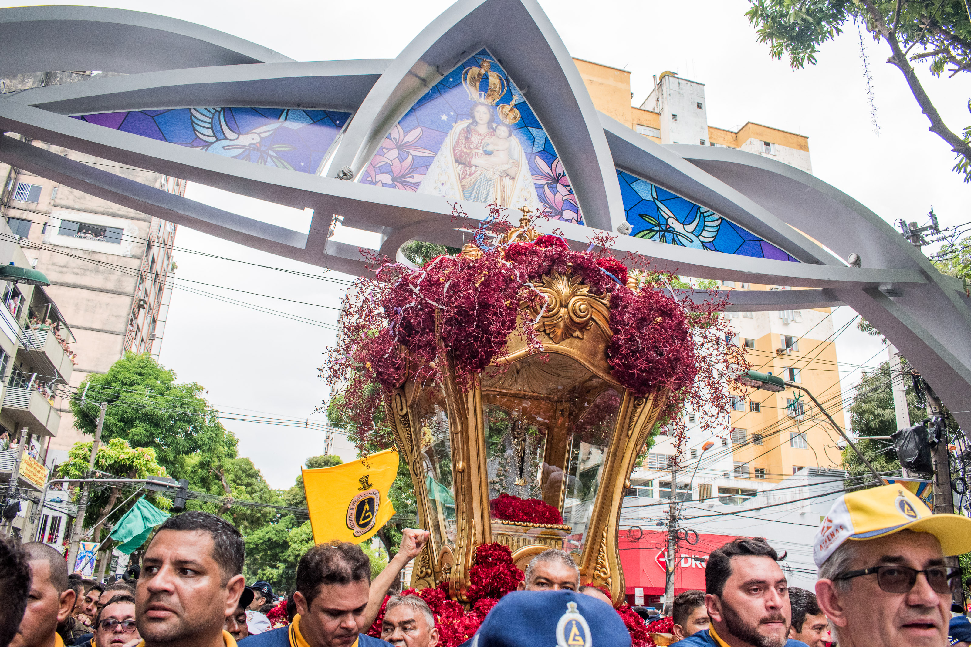 Cerca de 2 milhões de pessoas celebraram o Círio de Nazaré neste domingo
