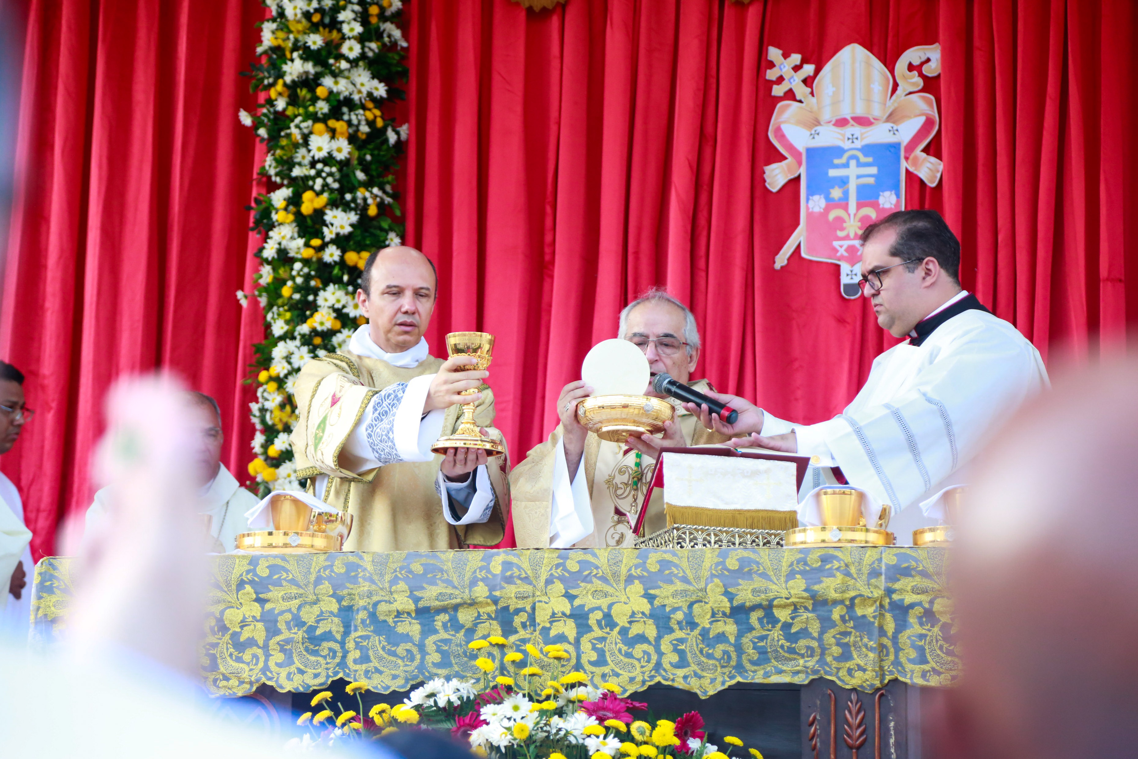 Cerca de 2 milhões de pessoas celebraram o Círio de Nazaré neste domingo