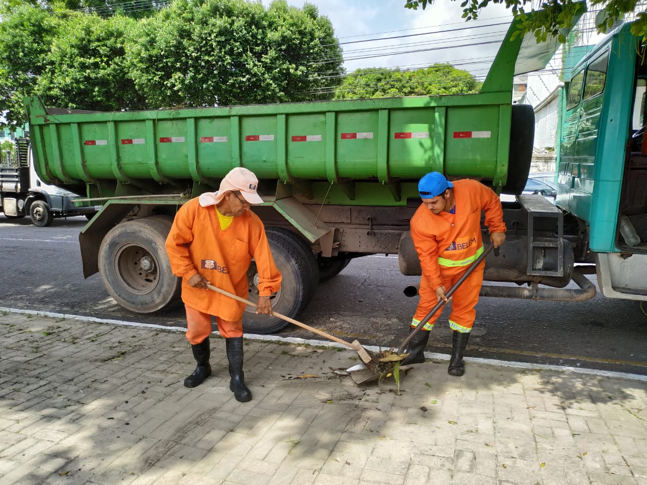 Cemitérios municipais estão prontos para o Dia de Finados