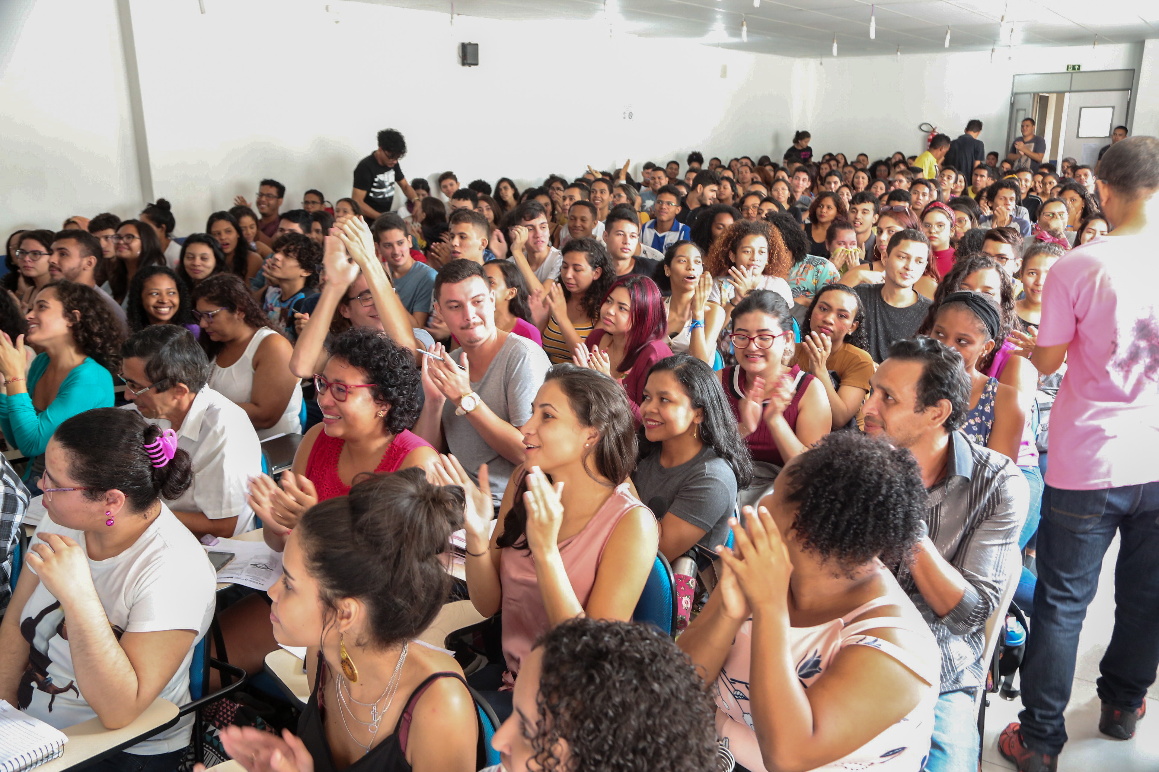 Alunos do Cursinho Municipal se aproximam cada vez mais do sonho de entrar para a universidade