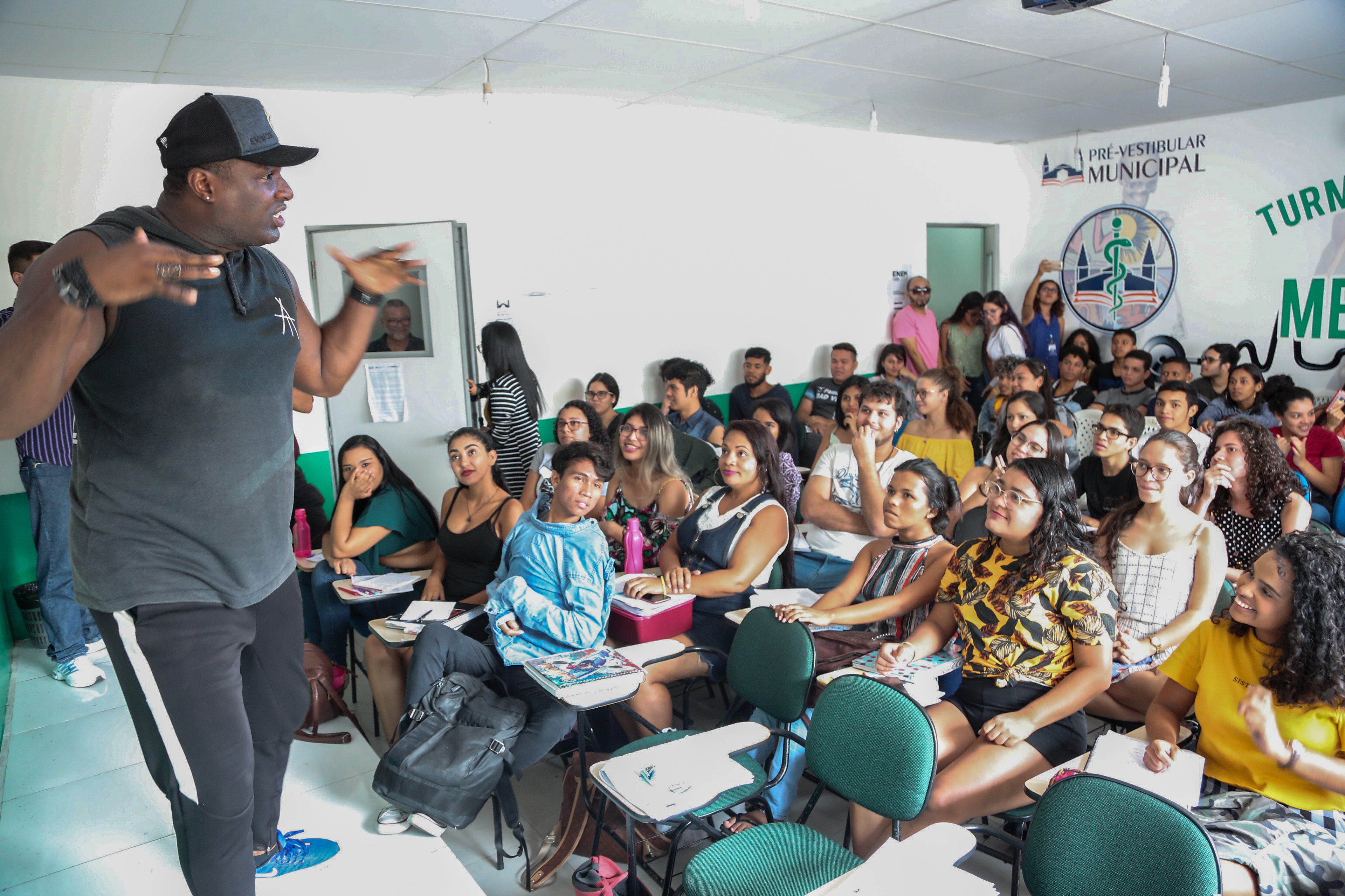 Alunos do cursinho Pré-vestibular de Belém alcançam mais de 900 pontos na redação do Enem 