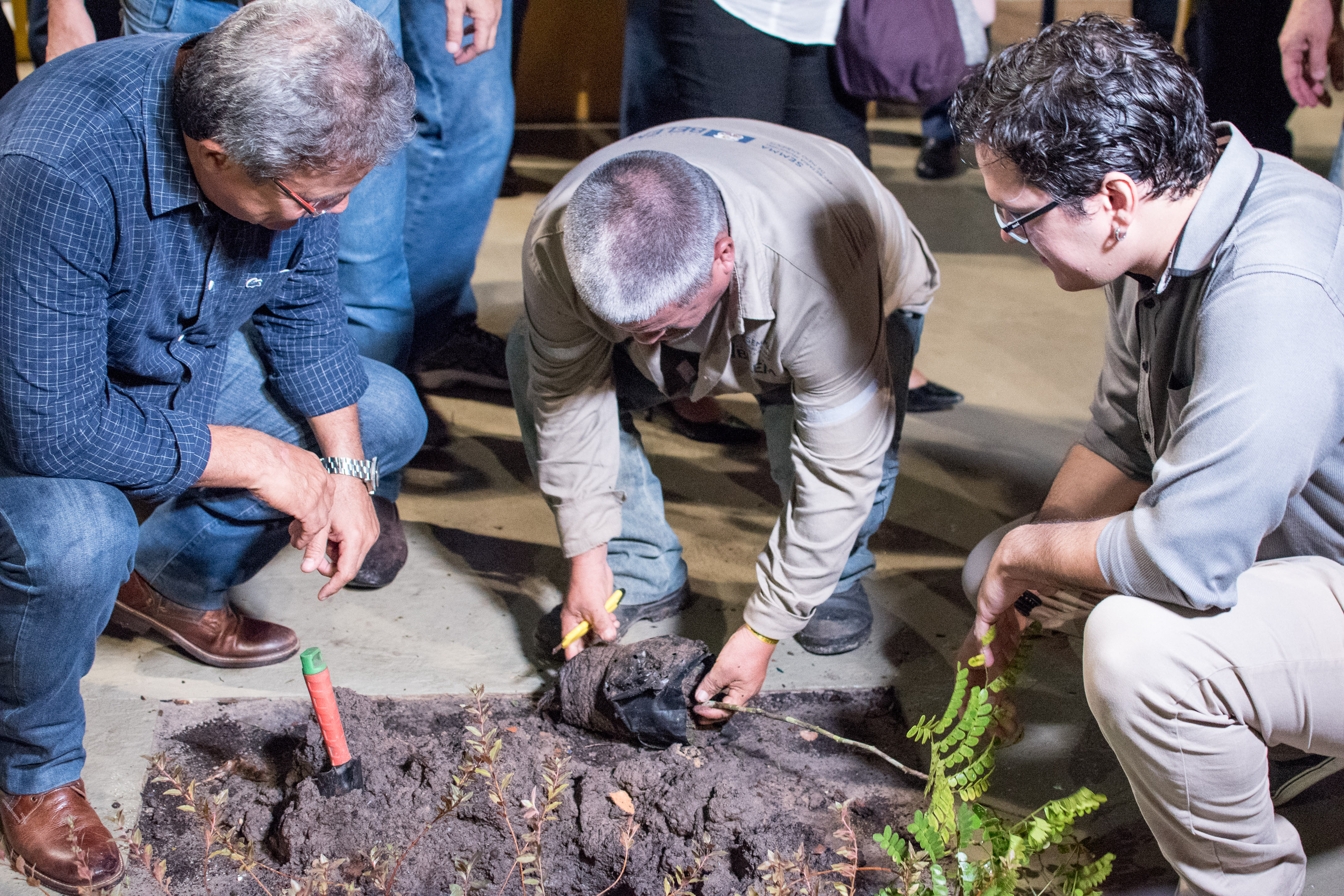 Prefeitura de Belém entrega praça revitalizada no Marco