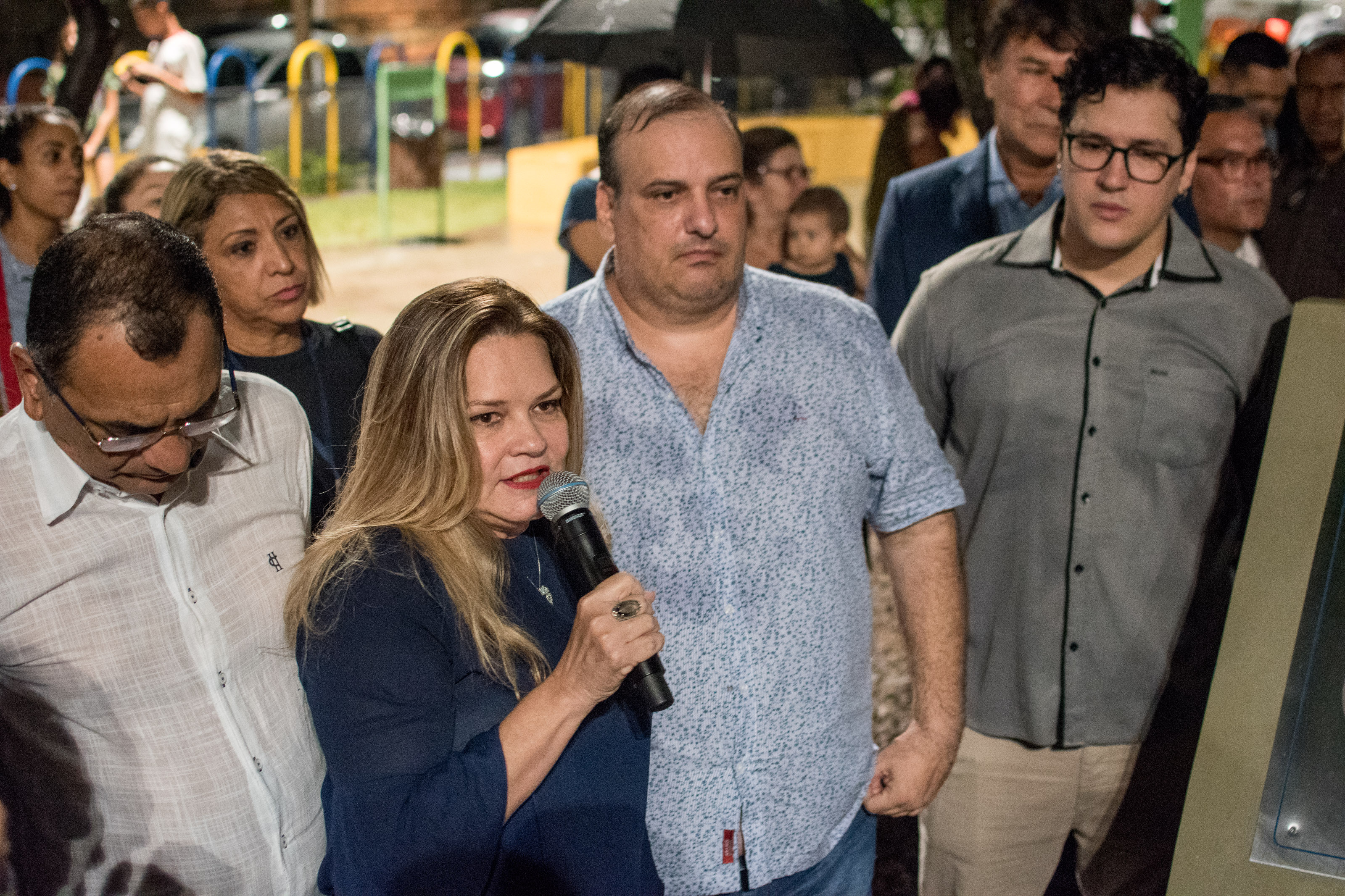 Prefeitura de Belém entrega praça revitalizada no Marco