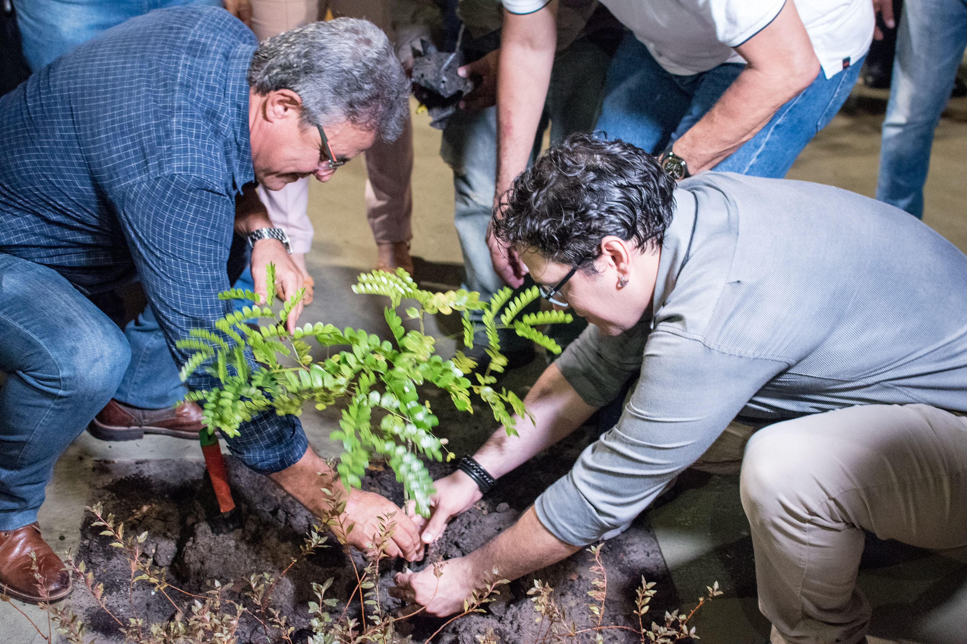 Prefeitura de Belém entrega praça revitalizada no Marco