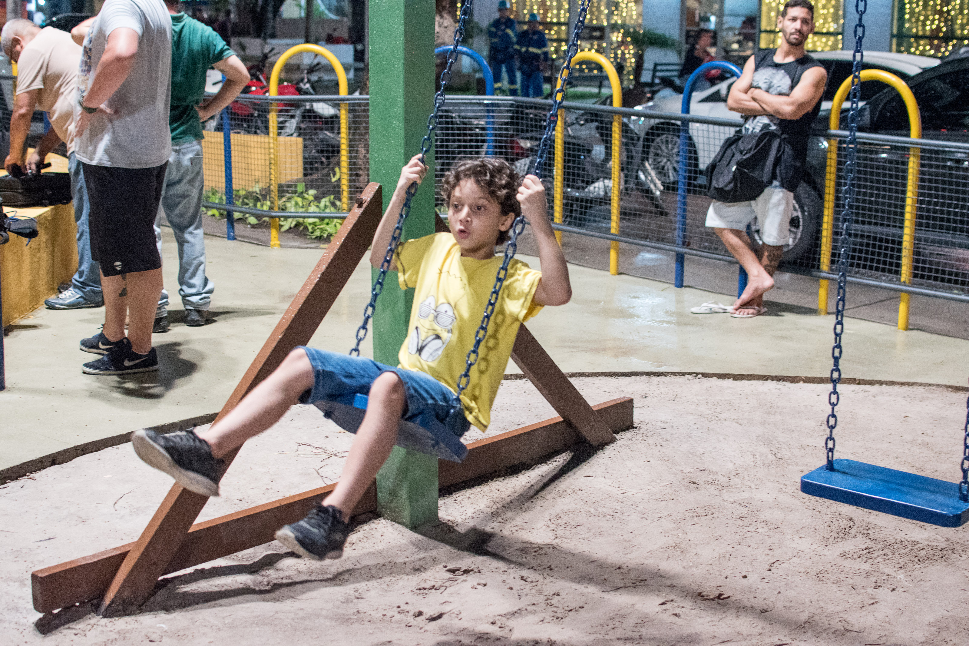 Prefeitura de Belém entrega praça revitalizada no Marco