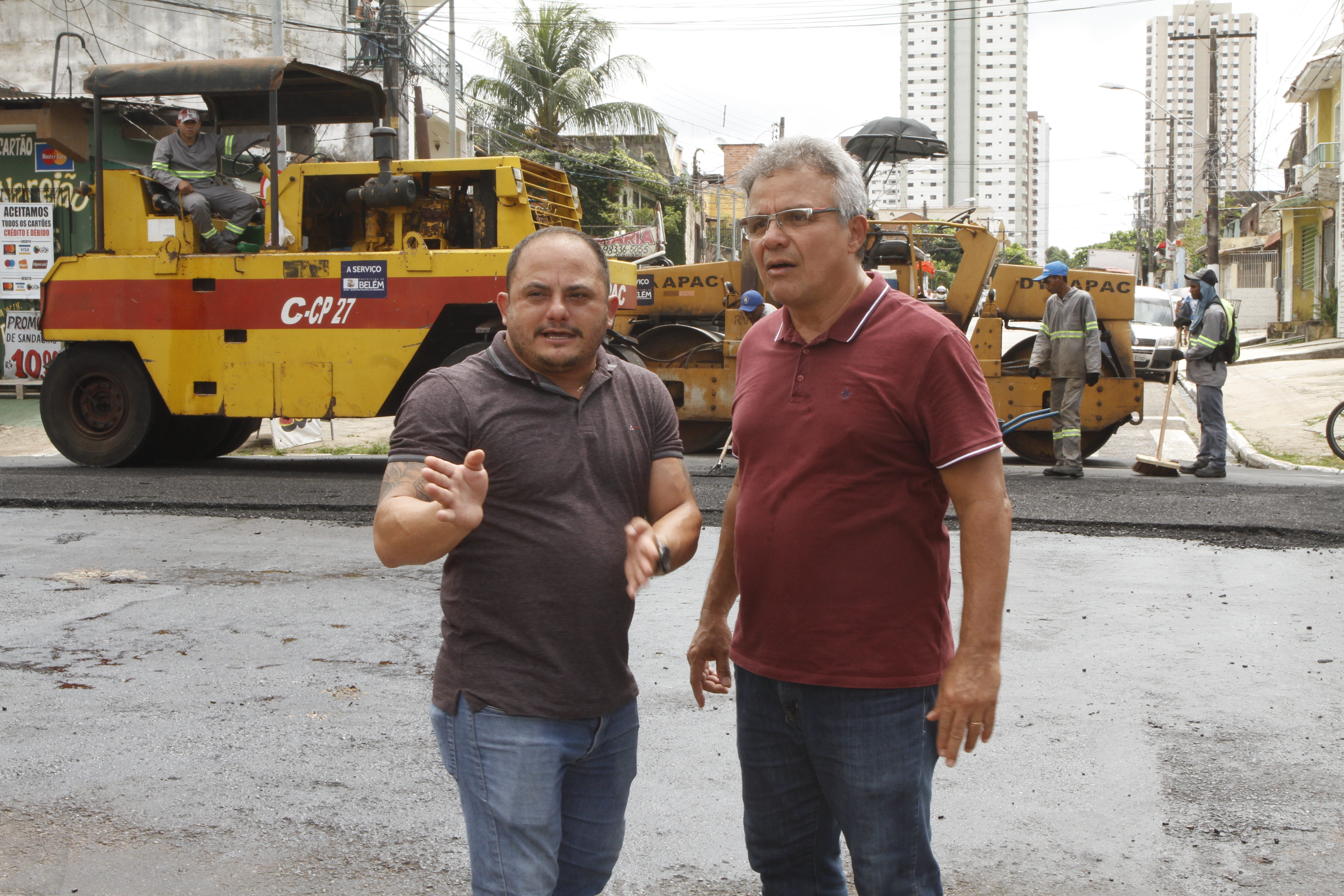 Obra de recapeamento beneficia moradores da rua Antônio Everdosa 