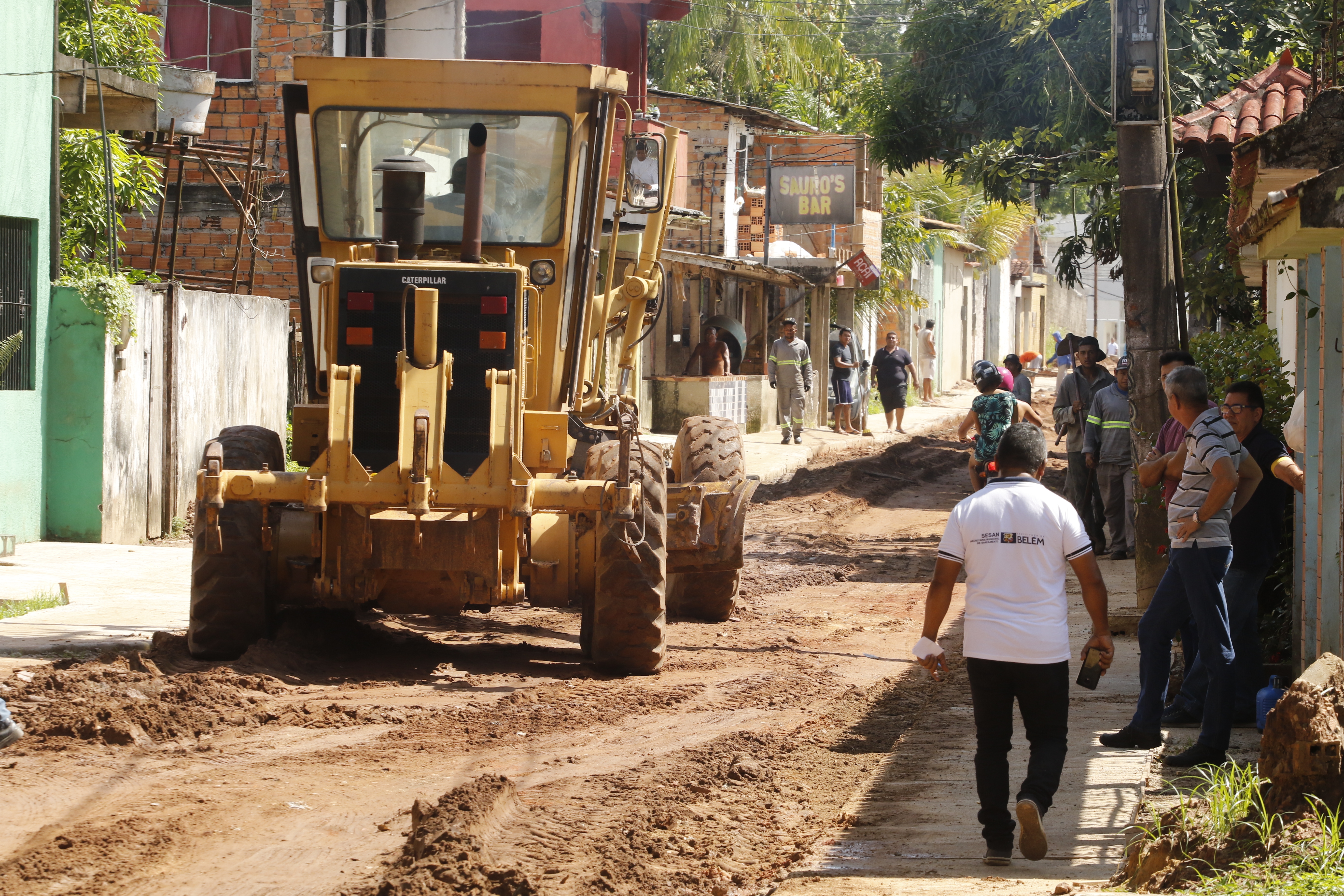 Prefeitura avança com obras de asfaltamento no Coqueiro e Sideral