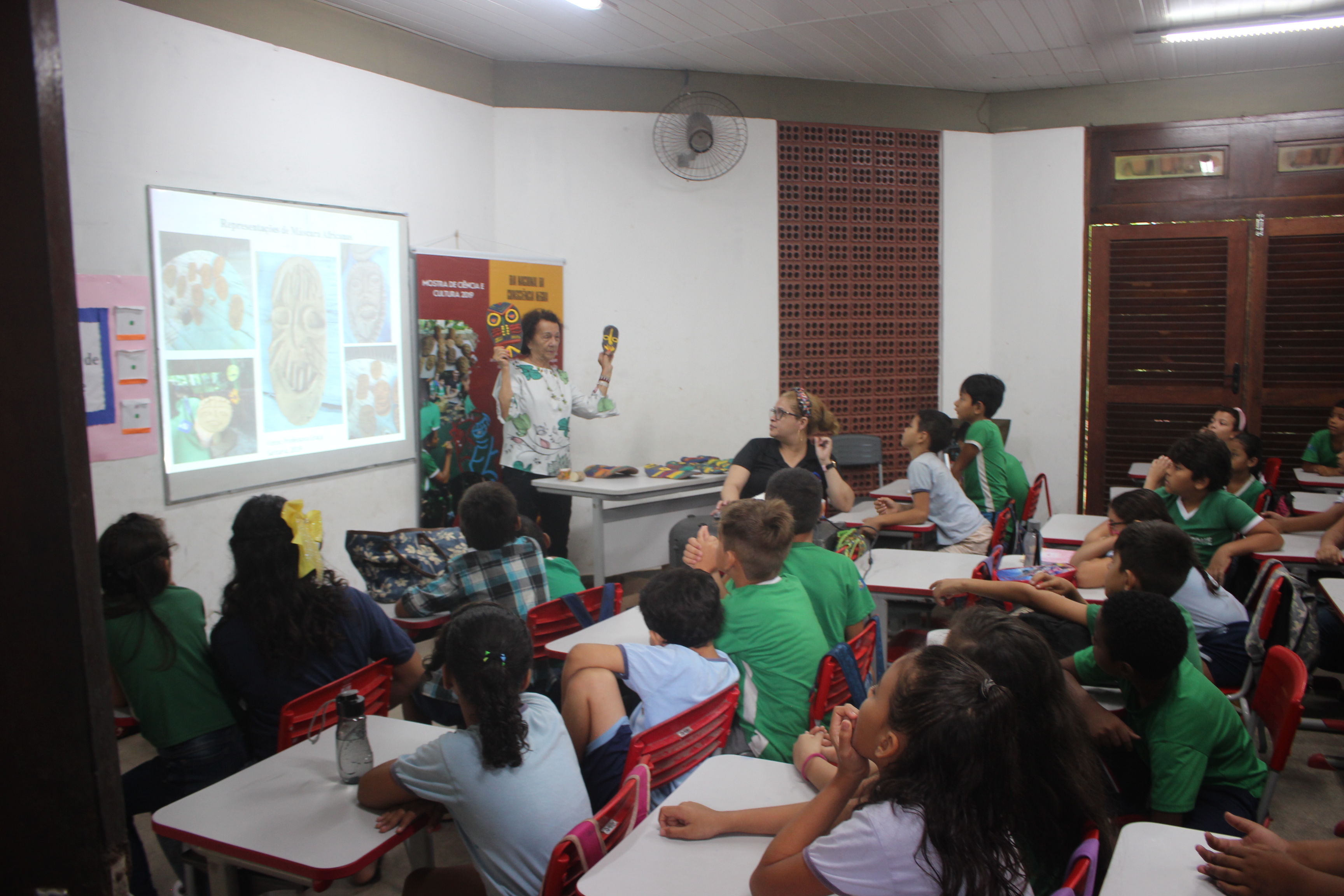 Estudantes da Escola Bosque participam de programação pelo Dia Nacional da Consciência Negra