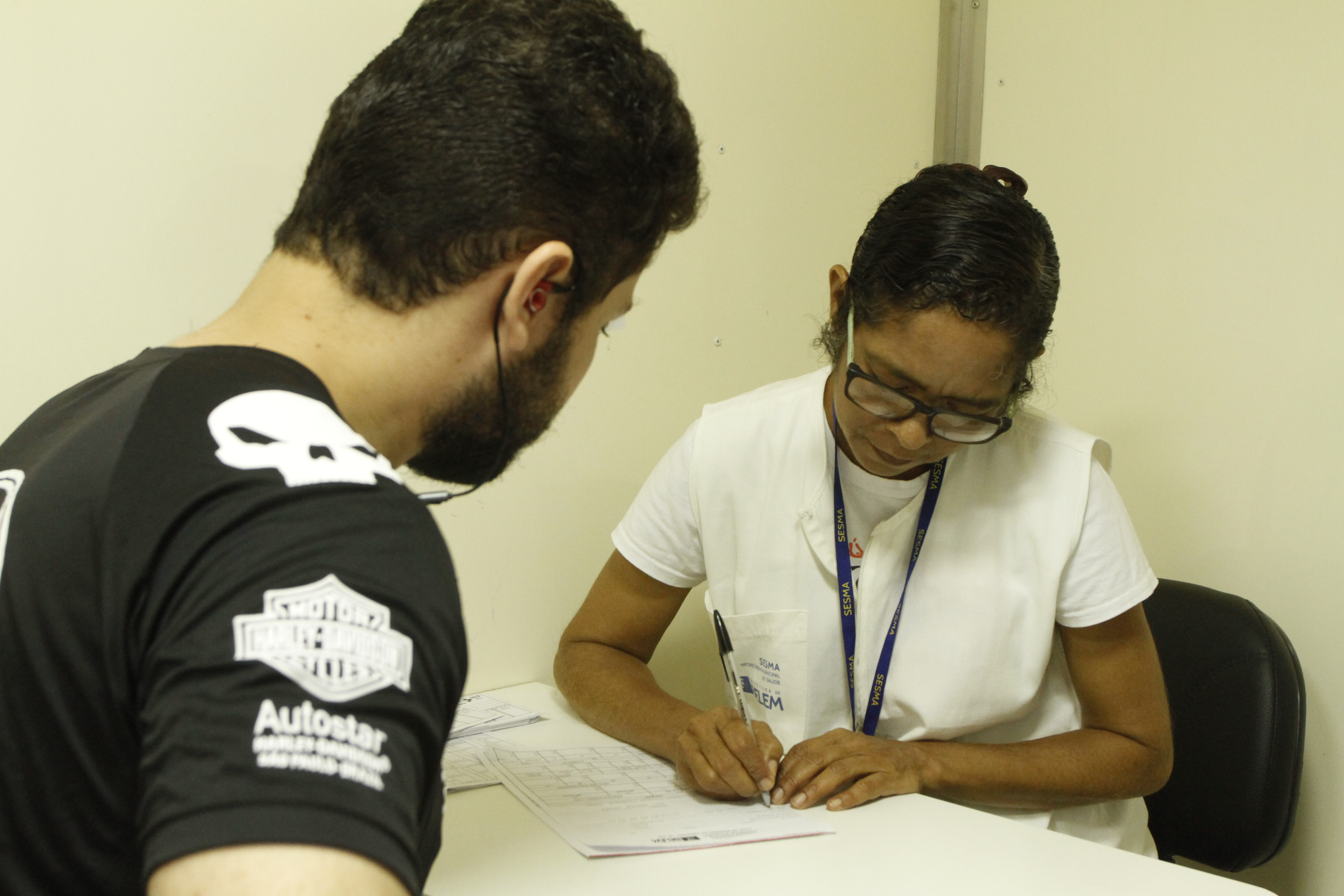 Ação no Dia D vacinou jovens contra o sarampo