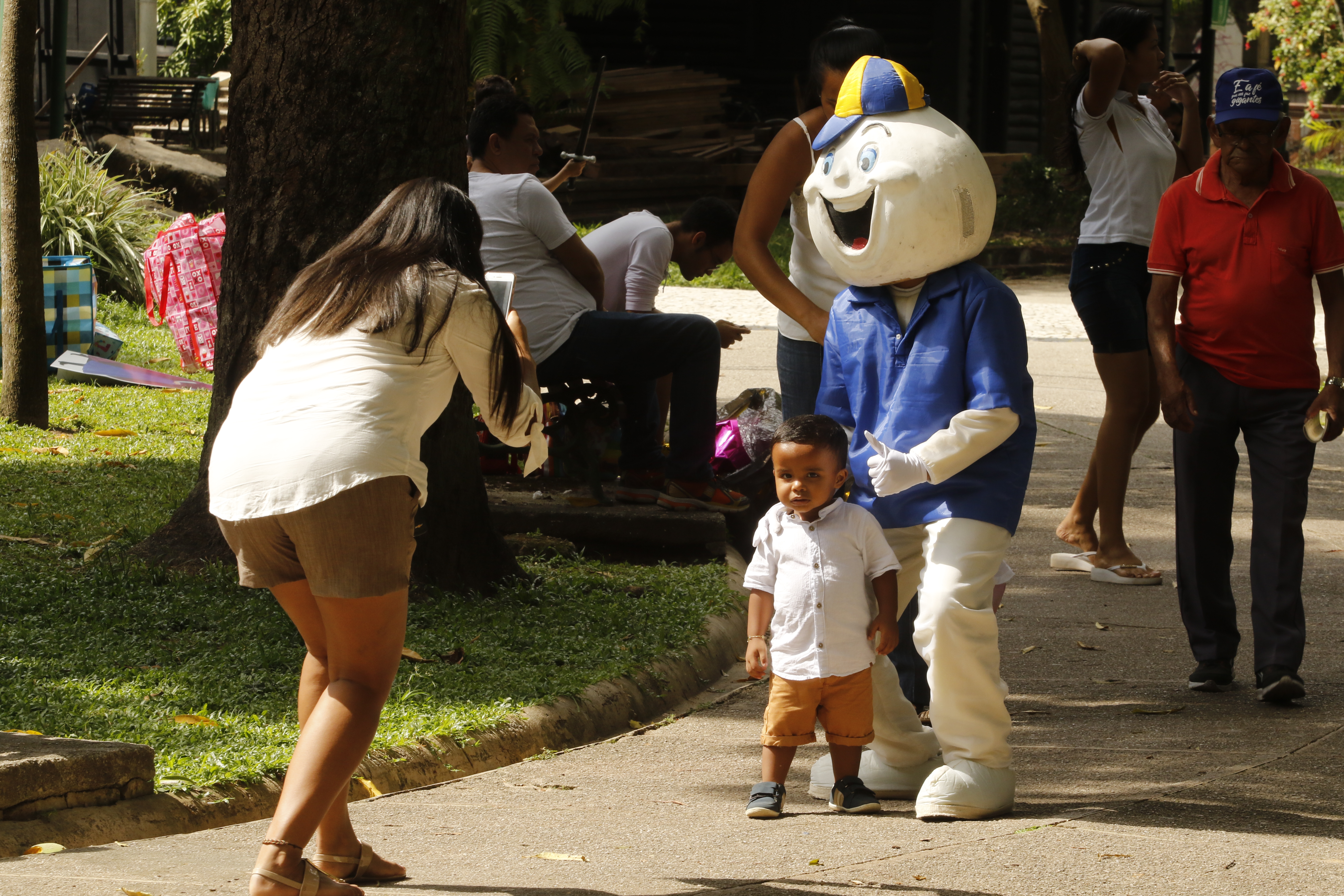 Ação no Dia D vacinou jovens contra o sarampo