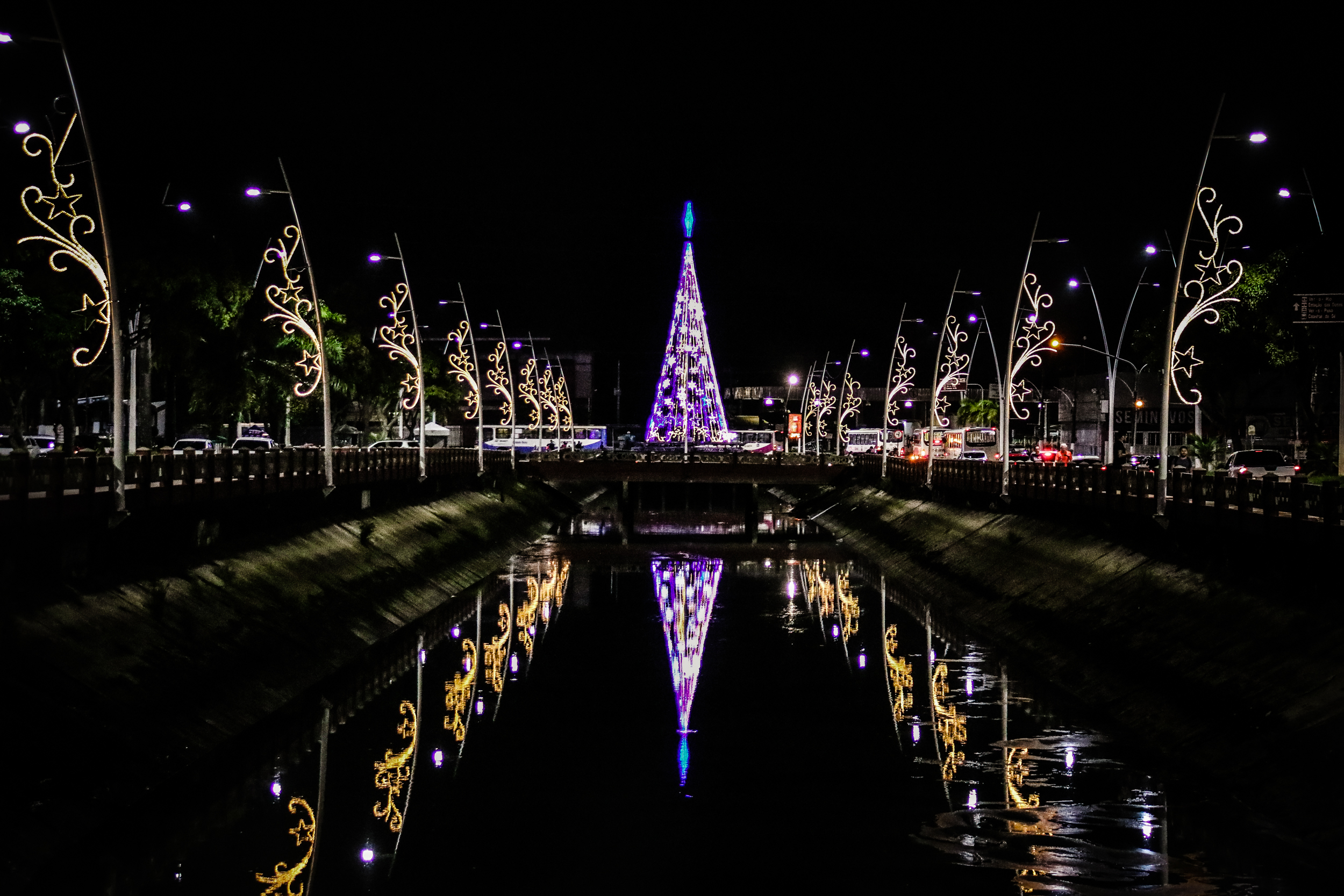 Belém já vive clima de festas de fim de ano com iluminação temática