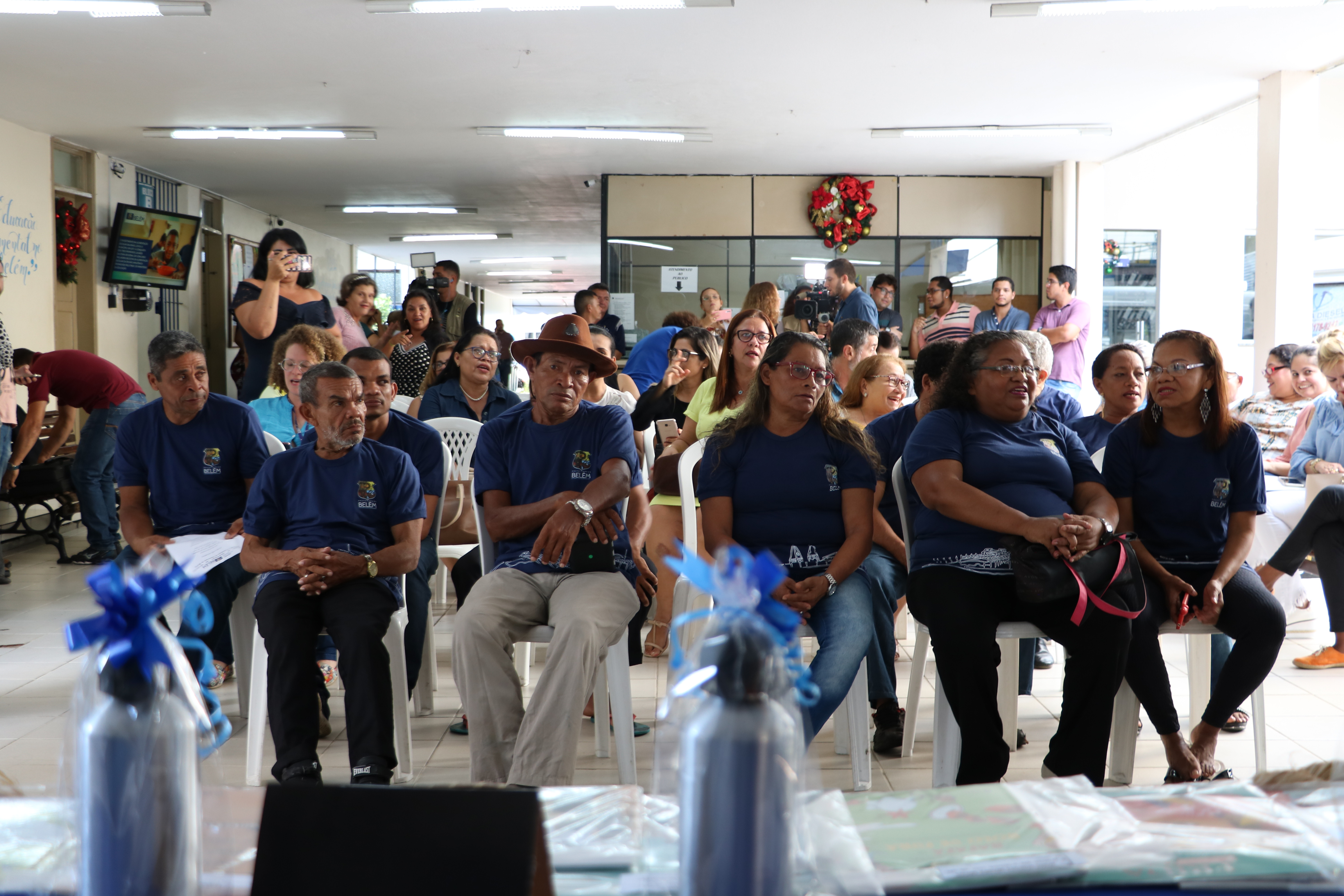 Alunos do projeto Alfabetização em Movimento, da Semec, recebem certificados