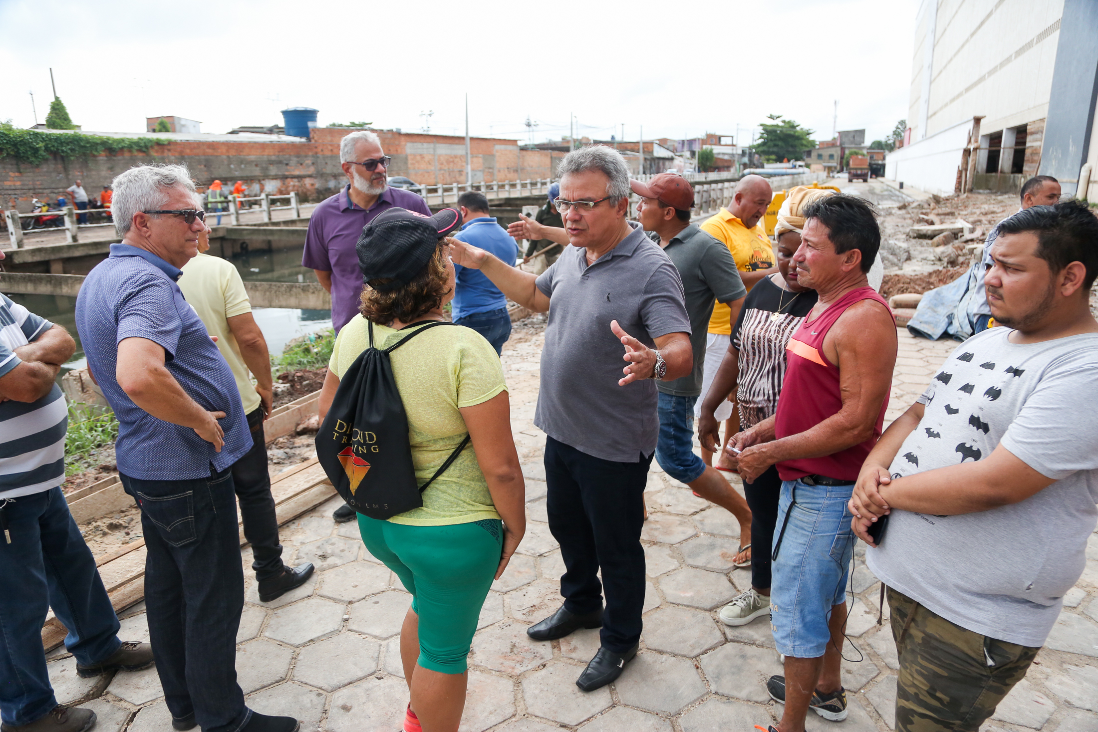 Prefeito Zenaldo Coutinho vistoria obras em andamento pela cidade