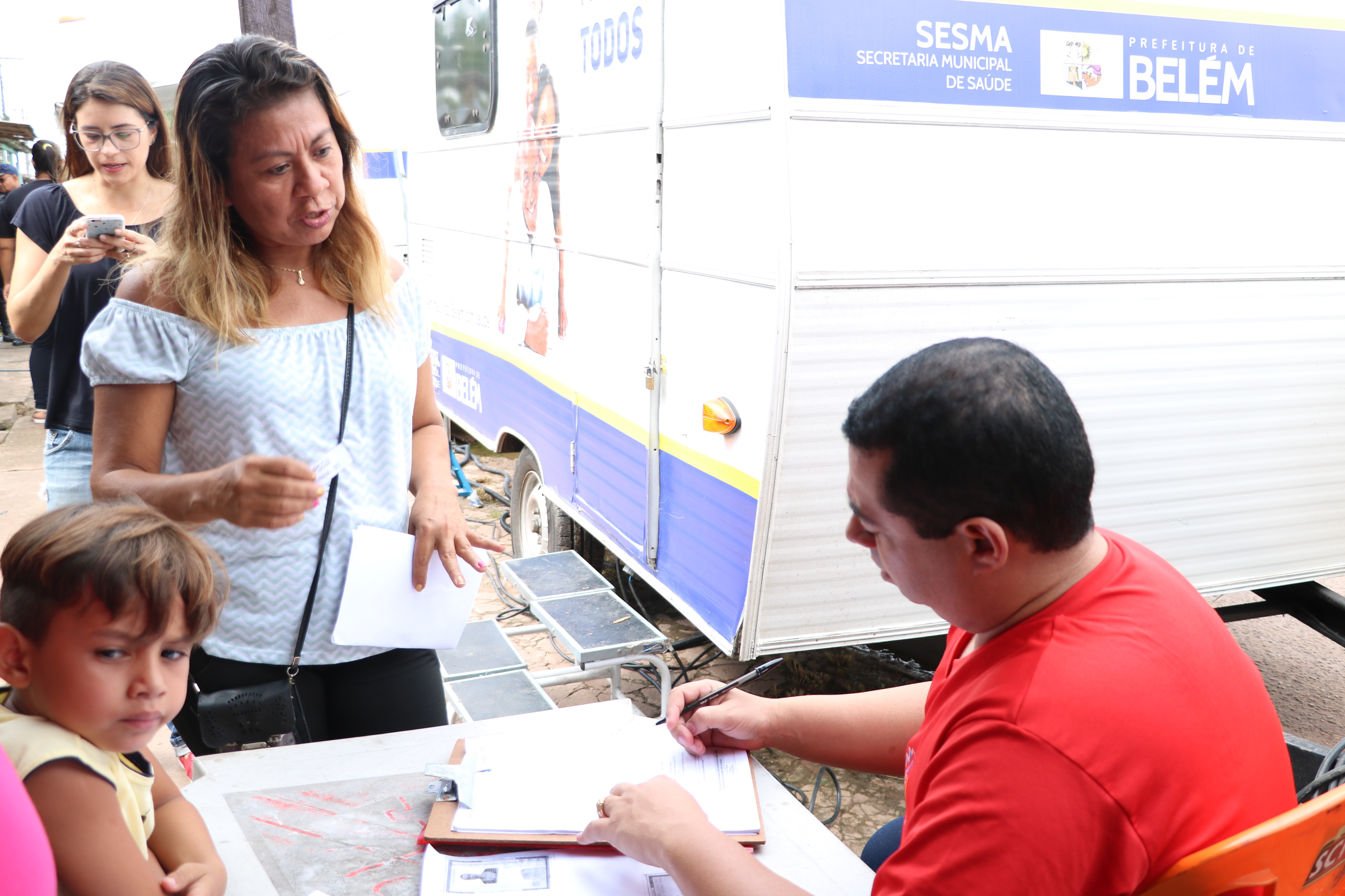 Sesma encerra Campanha Dezembro Vermelho com diversos serviços em Outeiro