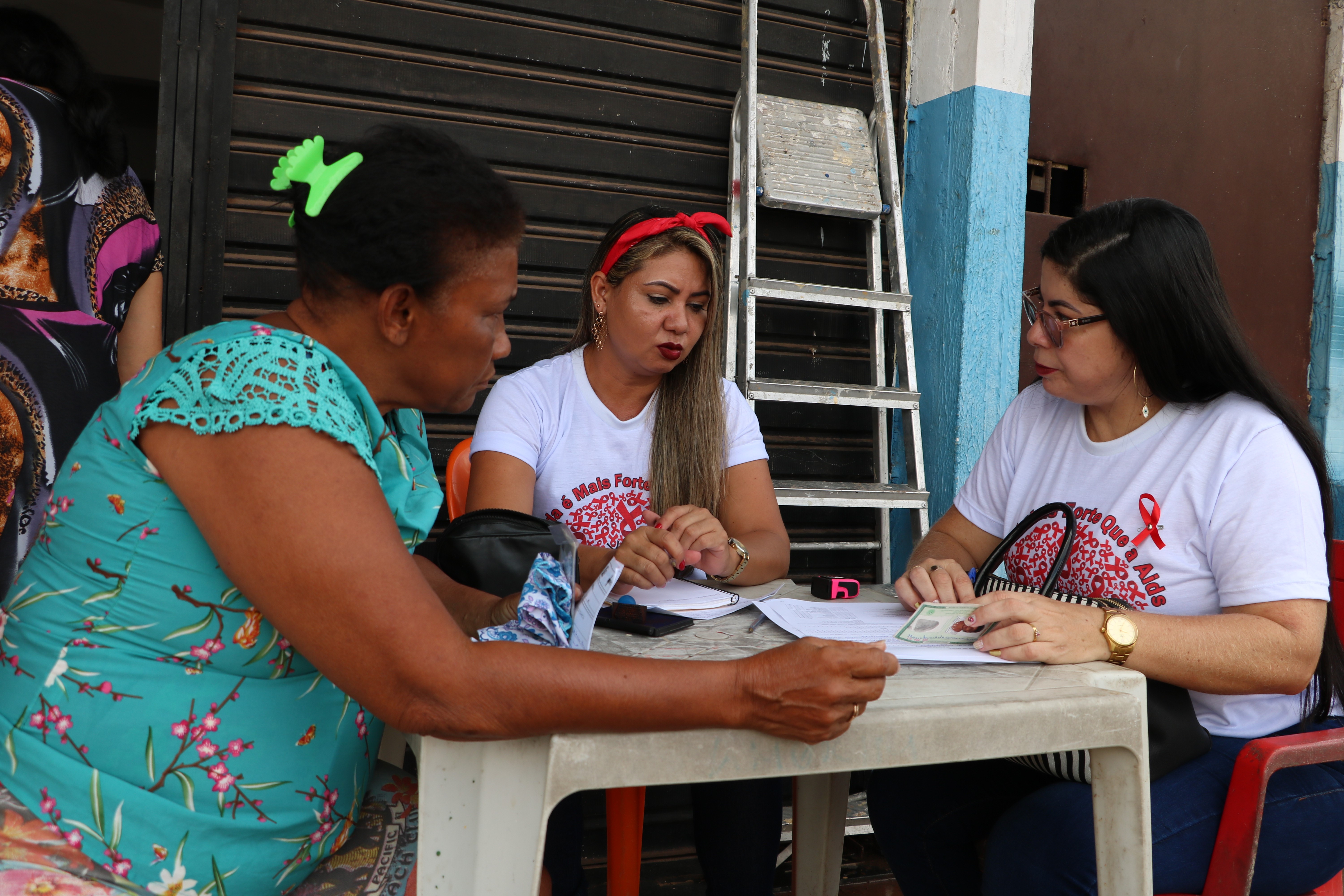Sesma encerra Campanha Dezembro Vermelho com diversos serviços em Outeiro