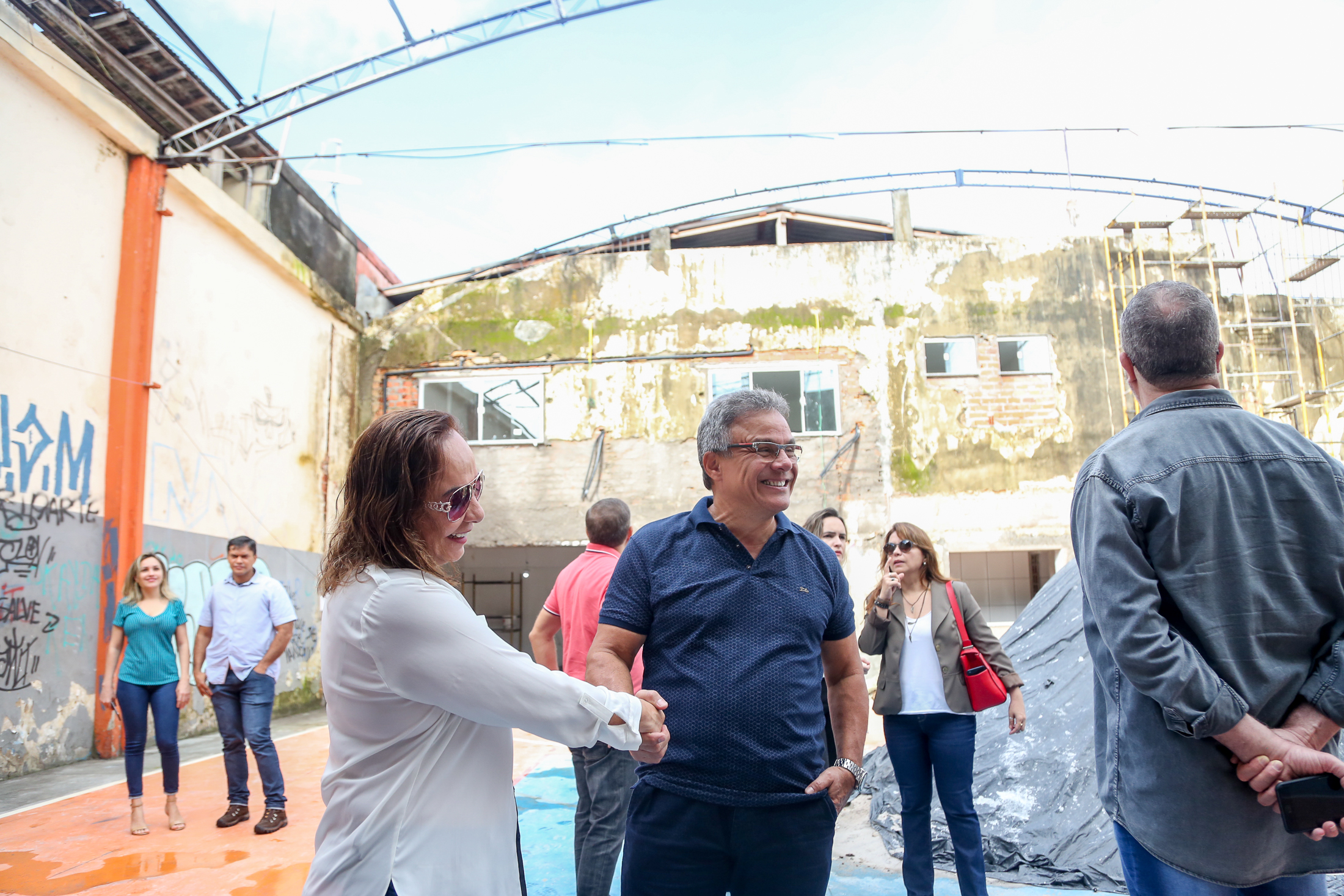 Prefeito Zenaldo Coutinho vistoria obras nos bairros do Guamá e Marambaia