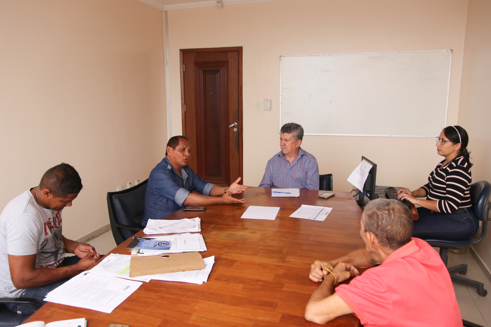 SeMOB recebe comissão do Sindicato dos Guardadores de Carro de Belém